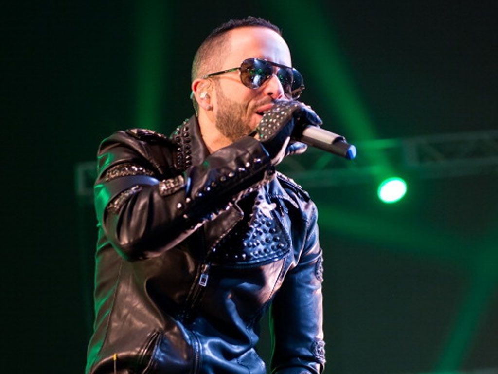1024x768 Yandel Debuts at No. 1 on Top Latin Albums Chart, Eyes 2014 Tour