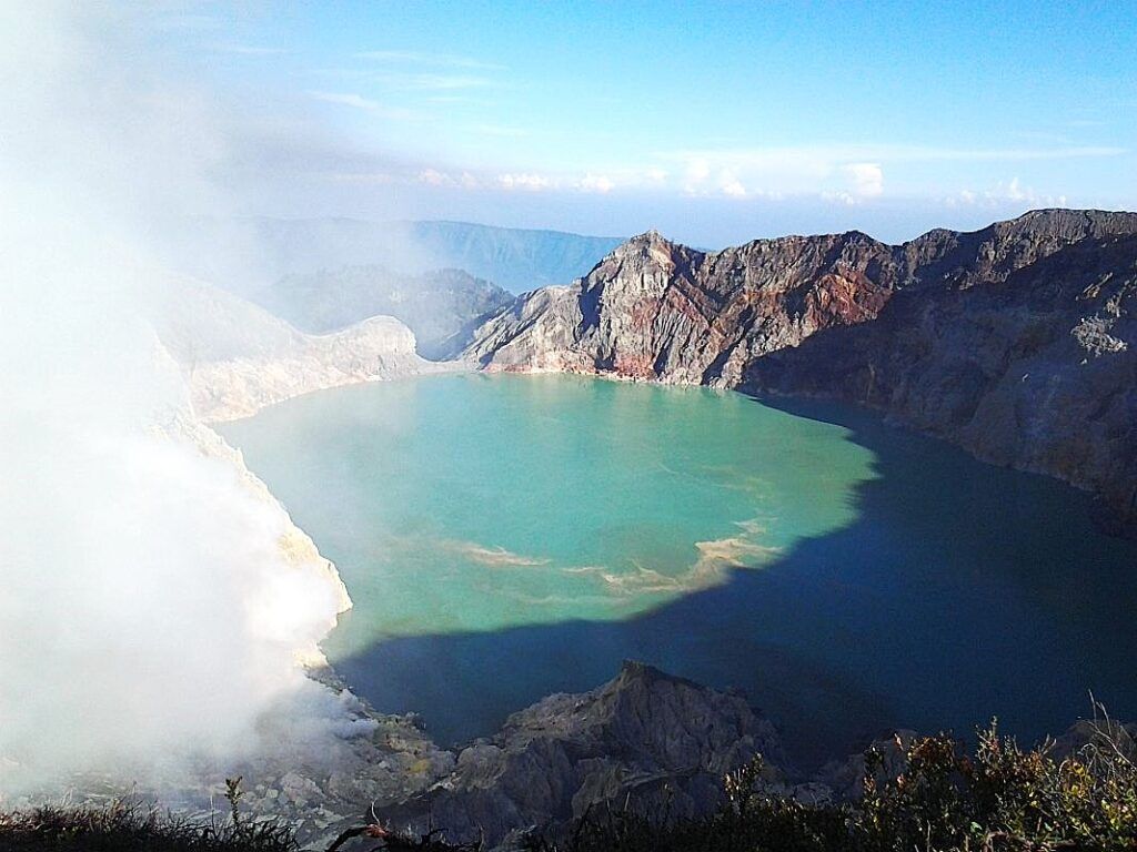 1024x768 Full guide on the magnificent Volcan Ijen hike (Kawah Ijen) in East Java, Indonesia