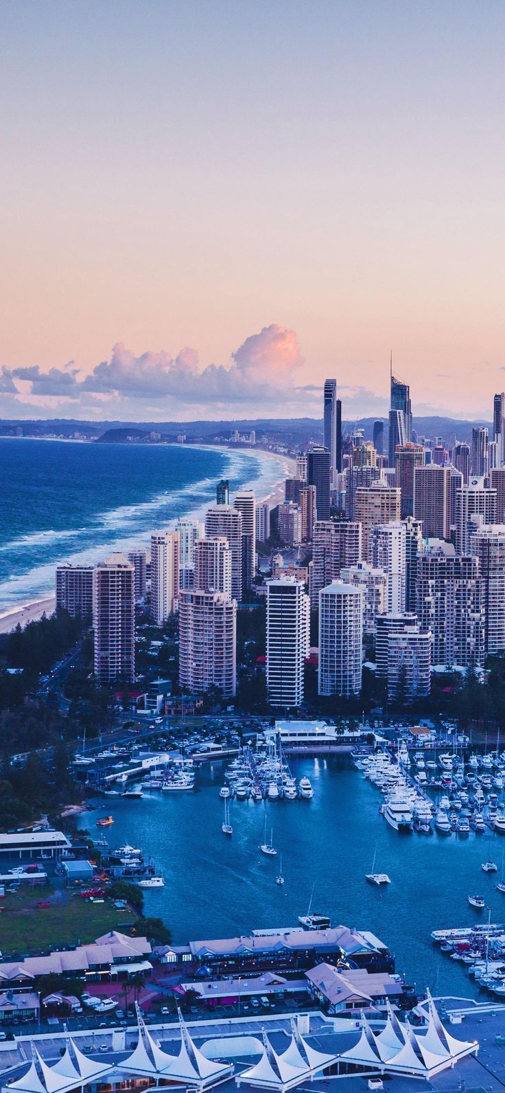 736x1592 Queensland, Australia