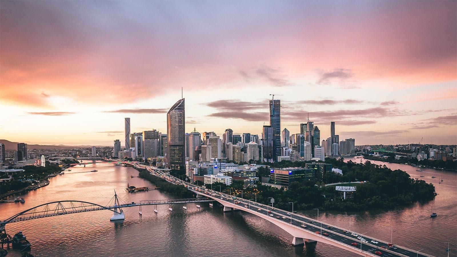 1600x900 Brisbane City Hall Skyline Widescreen Wallpaper 98458