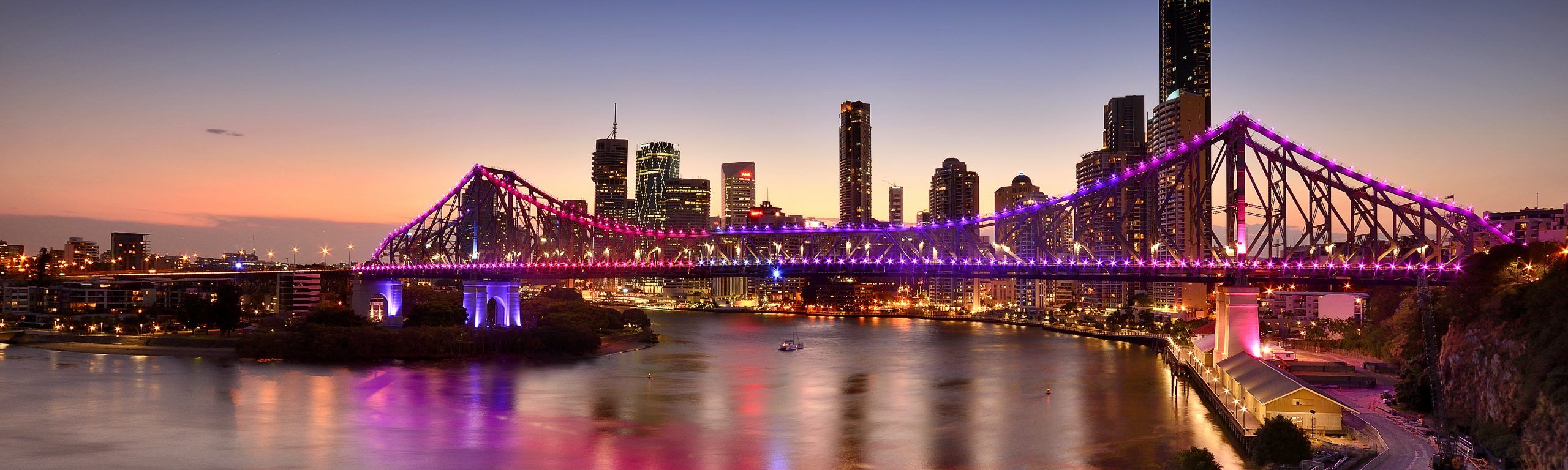 2560x768 The Story Bridge in Brisbane, QLD Australia