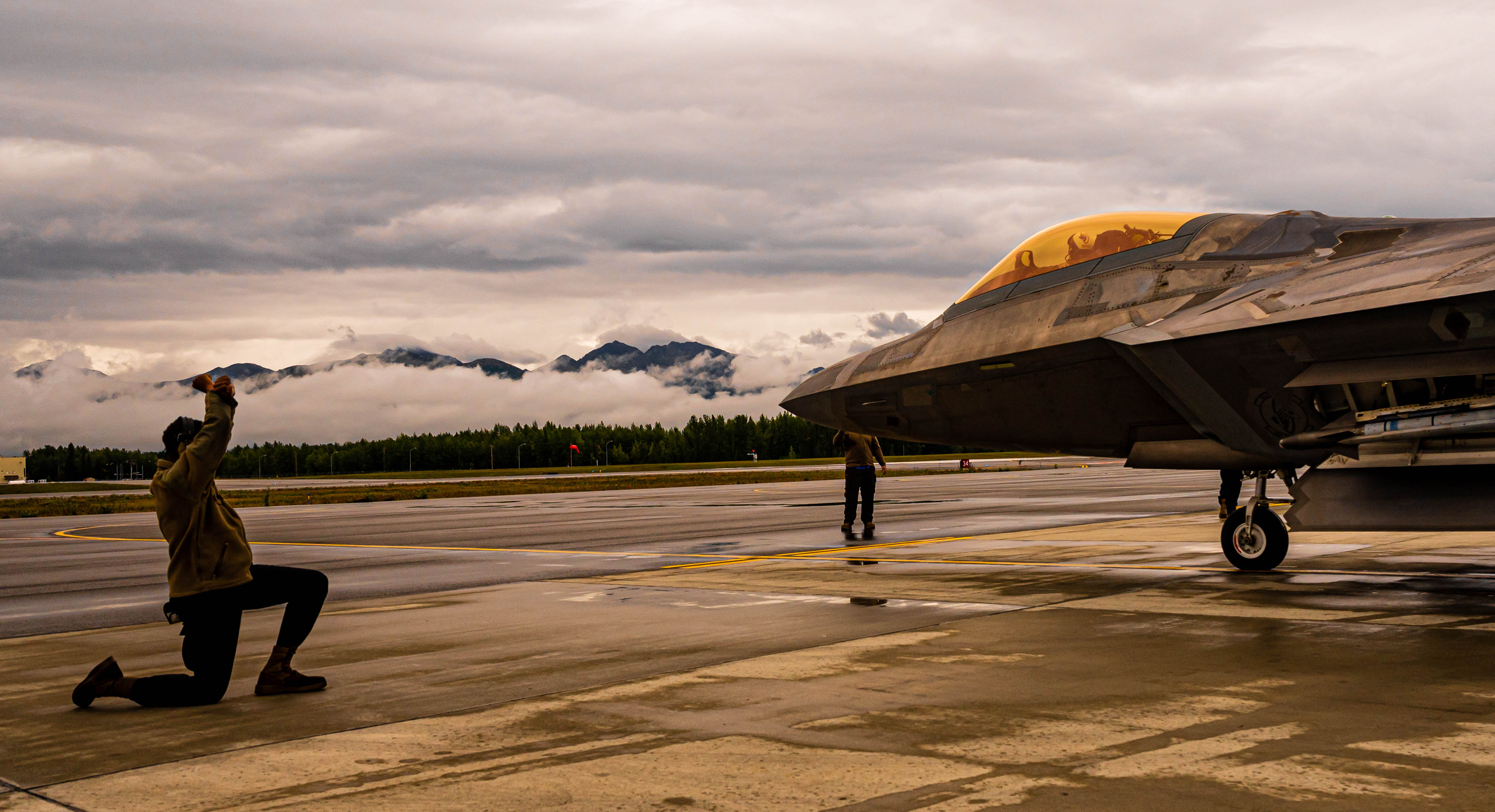4420x2402 Maintainers: Keeping The F 22 In The Fight > Air Combat Command > Article Display