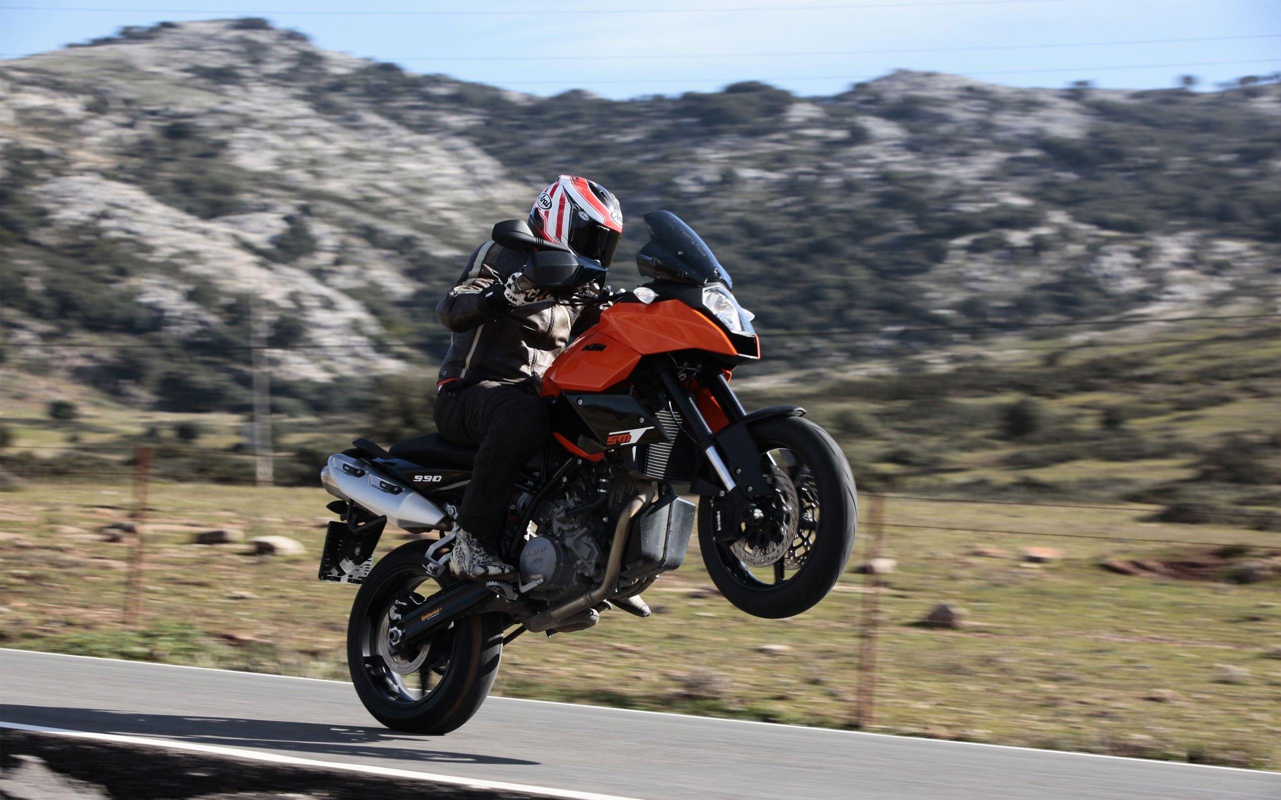 2560x1600 KTM 990 SMT wallpaperx1600