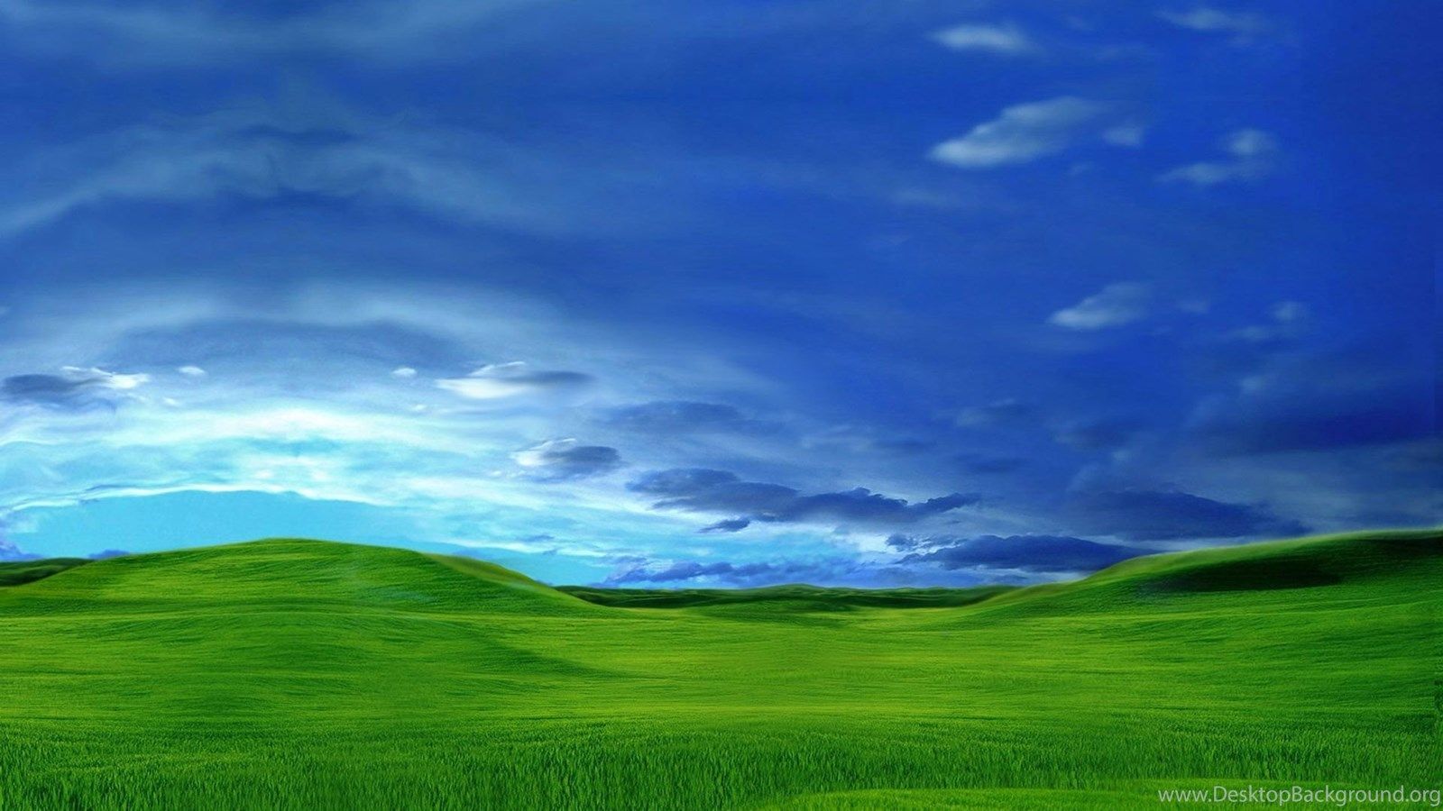 1600x900 Windows XP Desktop Wallpaper