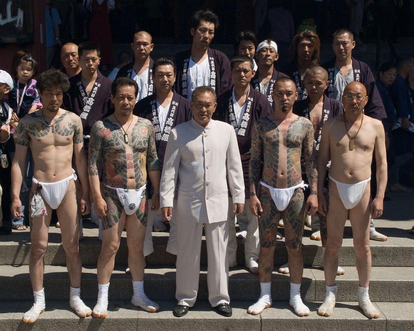 1350x1080 yakuza wallpaper HD