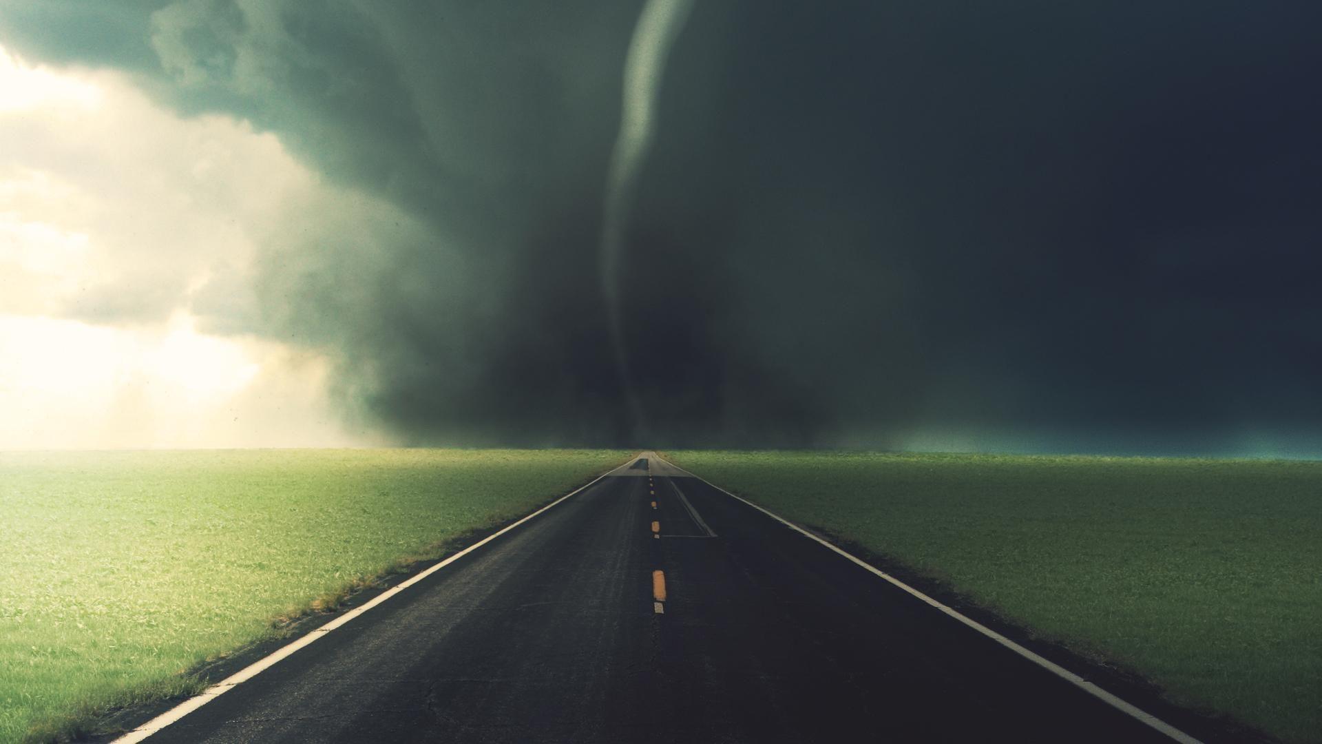 1920x1080 Tornado Wallpaper