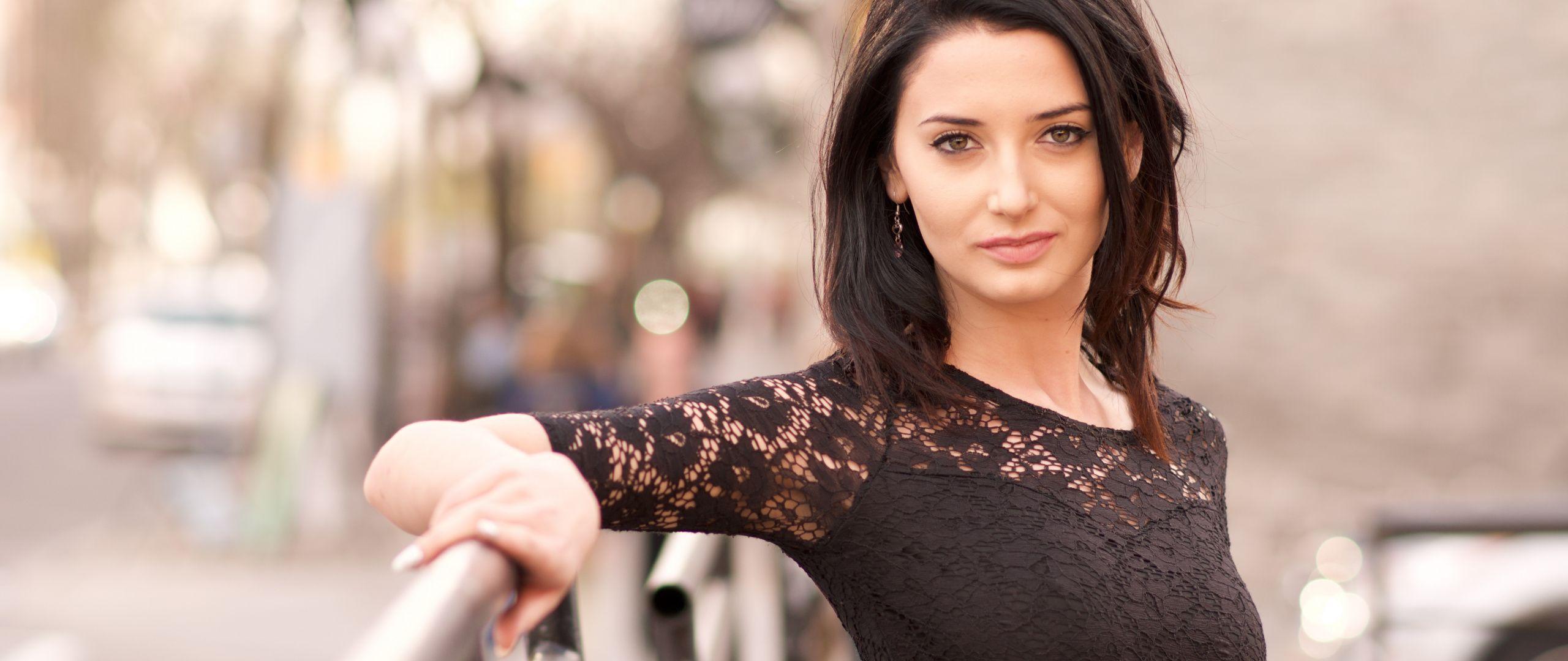 2560x1080 Download 2560x1080 Wallpaper Beautiful, Girl Model, Black Dress, Dual Wide, Widescreen, 2560x1080 HD Image, Background, 21974. Girl model, Winter looks, Model