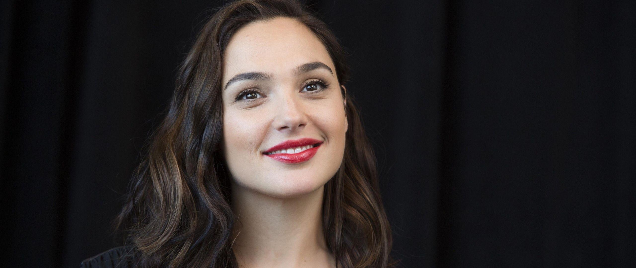 2560x1080 Download Gal Gadot, WonderWoman, Supergirl Dual Wide display 1080p wallpaper 2560x1080