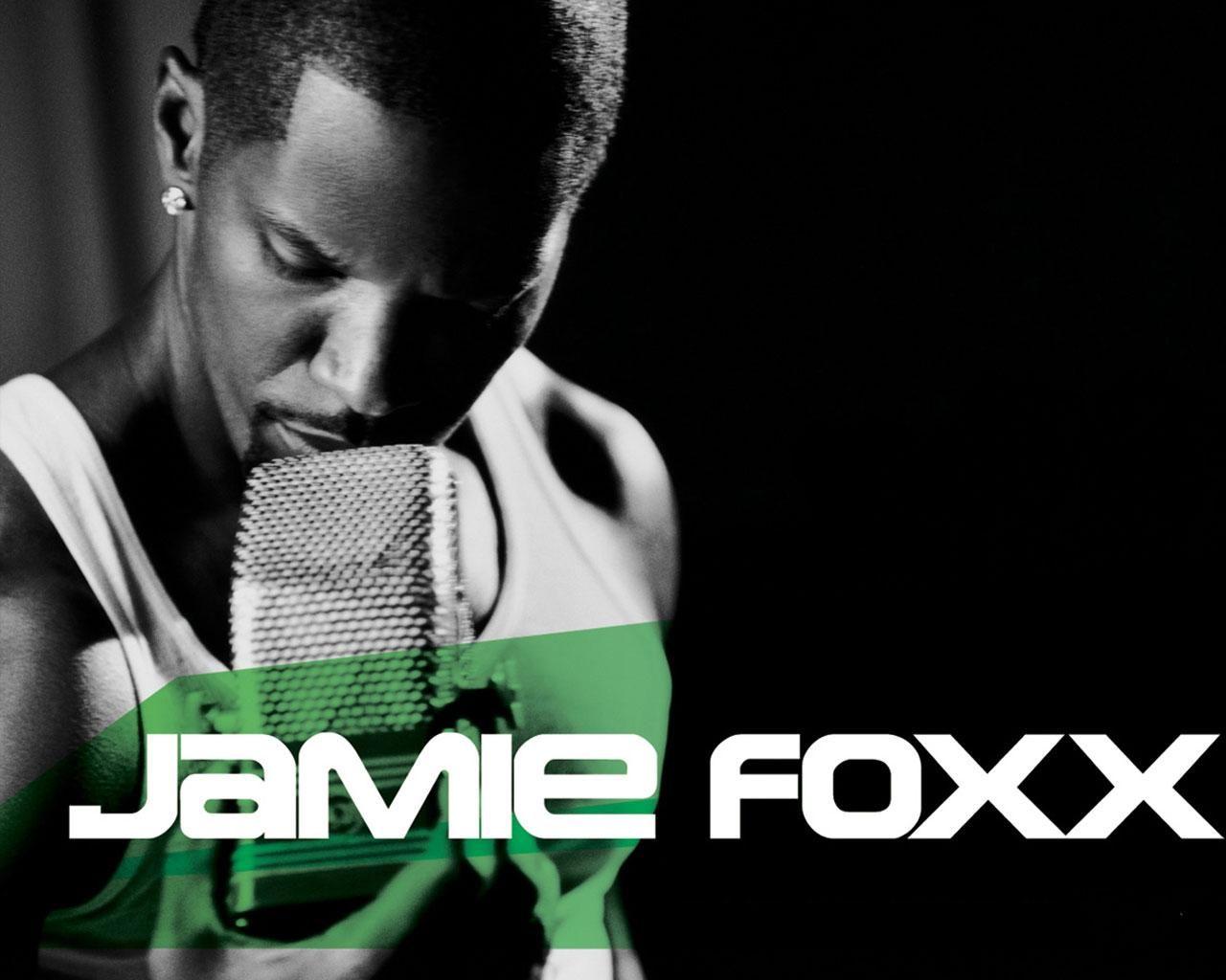 1280x1024 Best looking man Foxx 1280x1024 Wallpaper