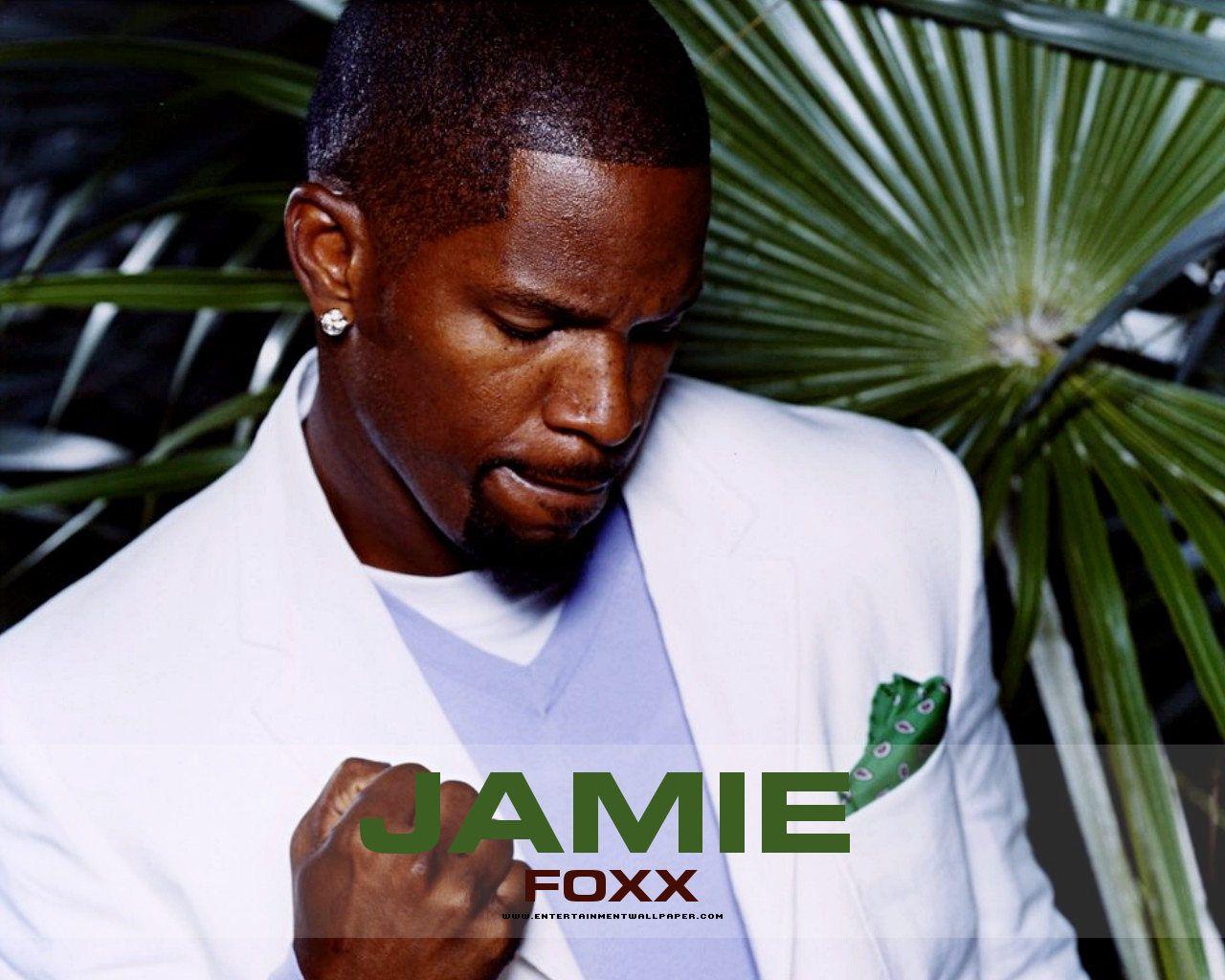 1280x1024 stars wllpp: Jamie Foxx Wallpaper 2011