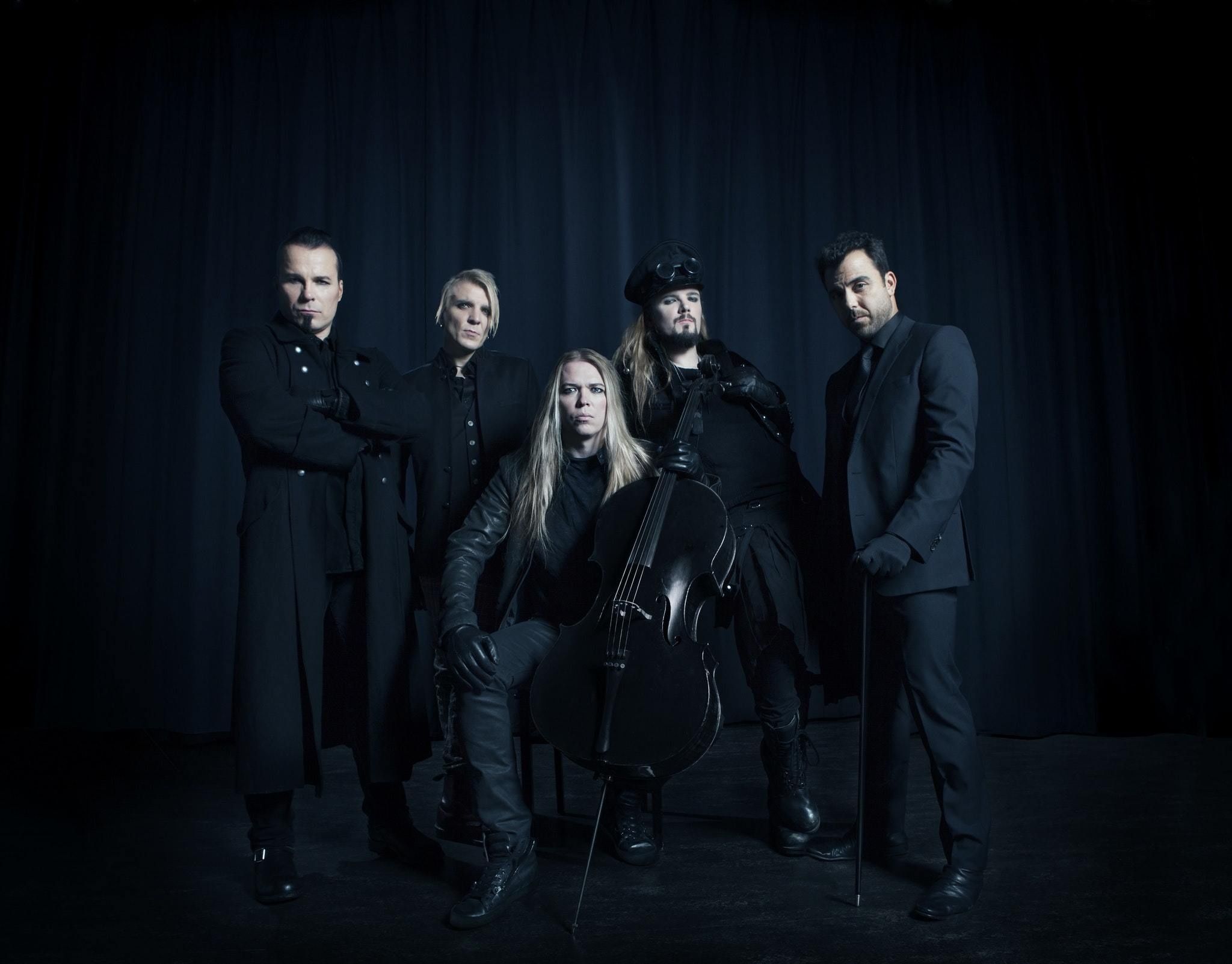 2048x1602 Apocalyptica Wallpaper