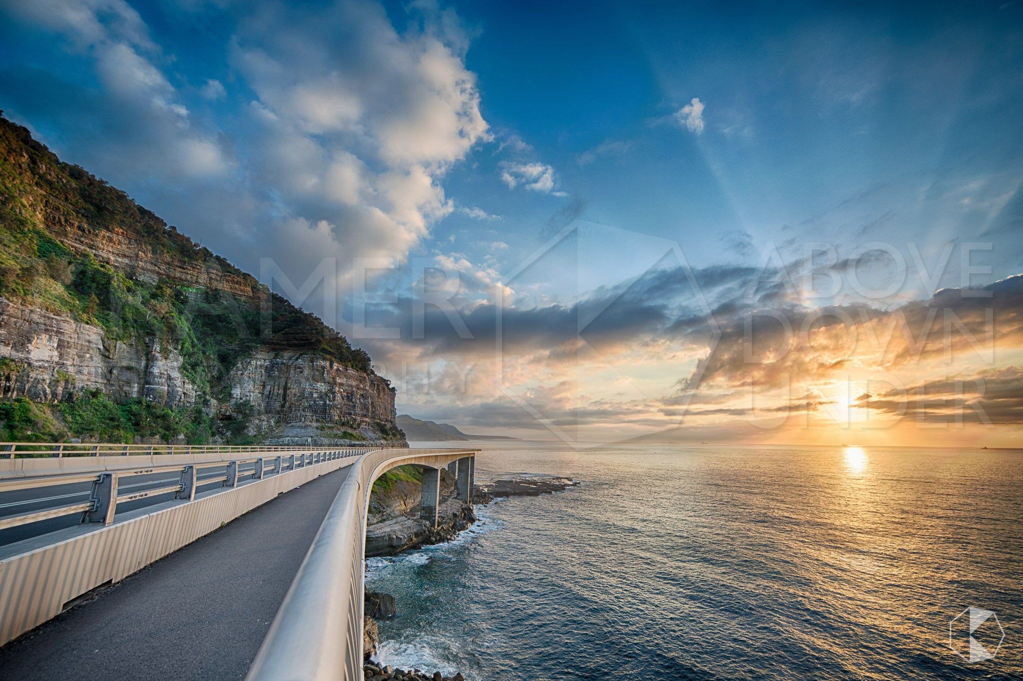 2048x1365 Sea Cliff Bridge Sunrise, Wollongong (AC146R)