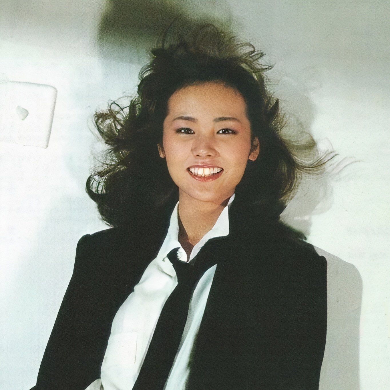 1364x1364 Miki Matsubara Wallpaper