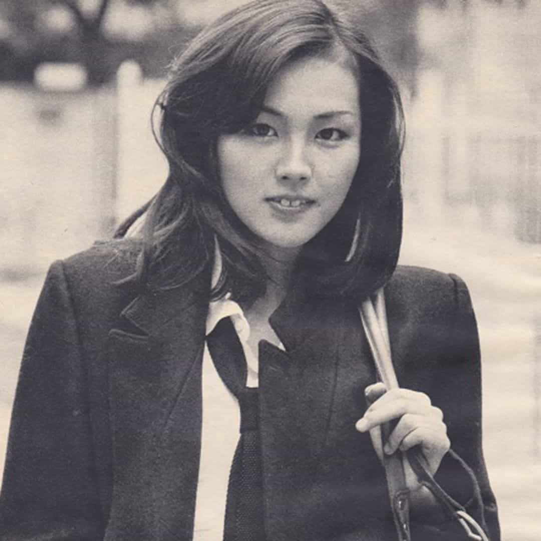 1080x1080 Miki Matsubara Wallpaper