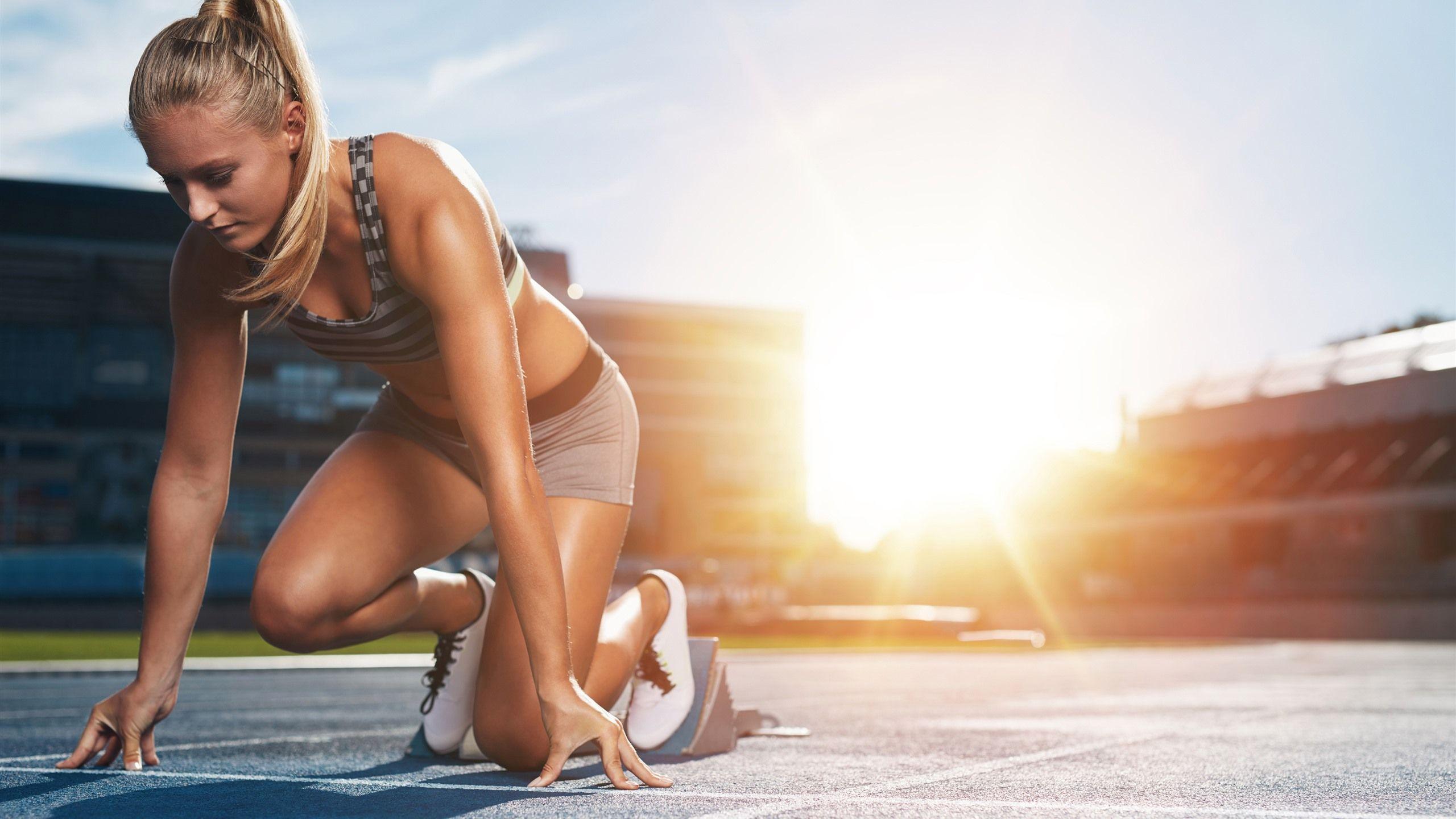 2560x1440 Wallpaper Sport, girl, ready to running, race 3840x2160 UHD 4K Picture, Image