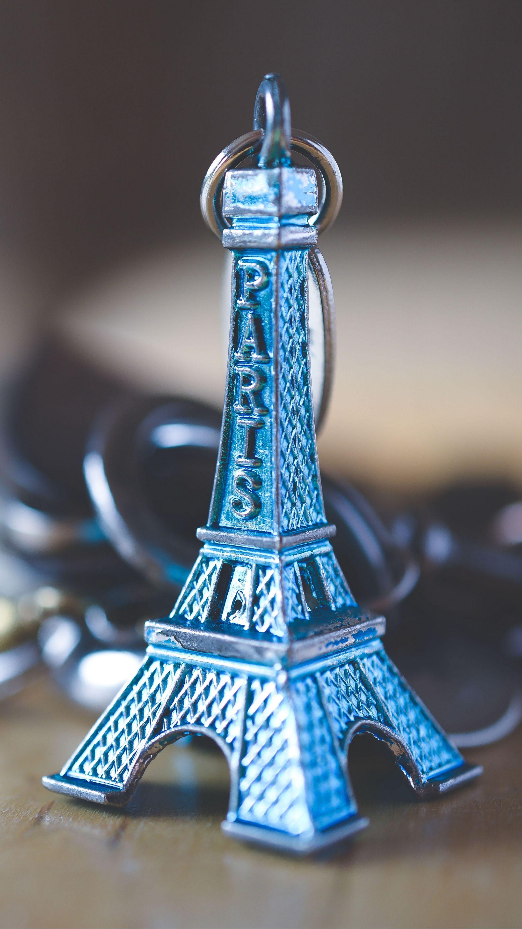 2160x3840 Download wallpaper 2160x3840 eiffel tower, keychain, decoration samsung galaxy s s note, sony xperia z, z z z htc one, lenovo vibe HD background