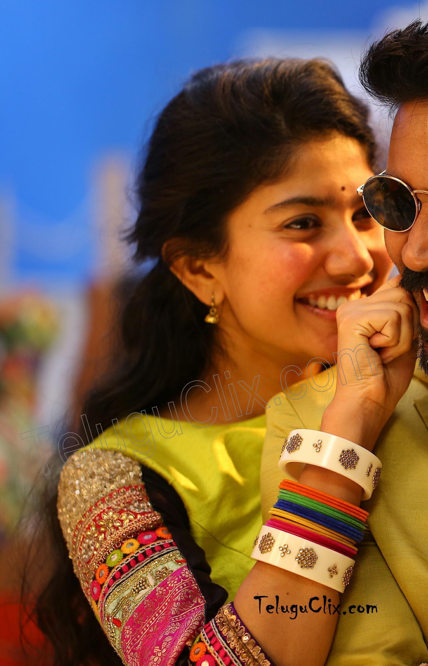 1456x2266 Sai Pallavi Wallpaper