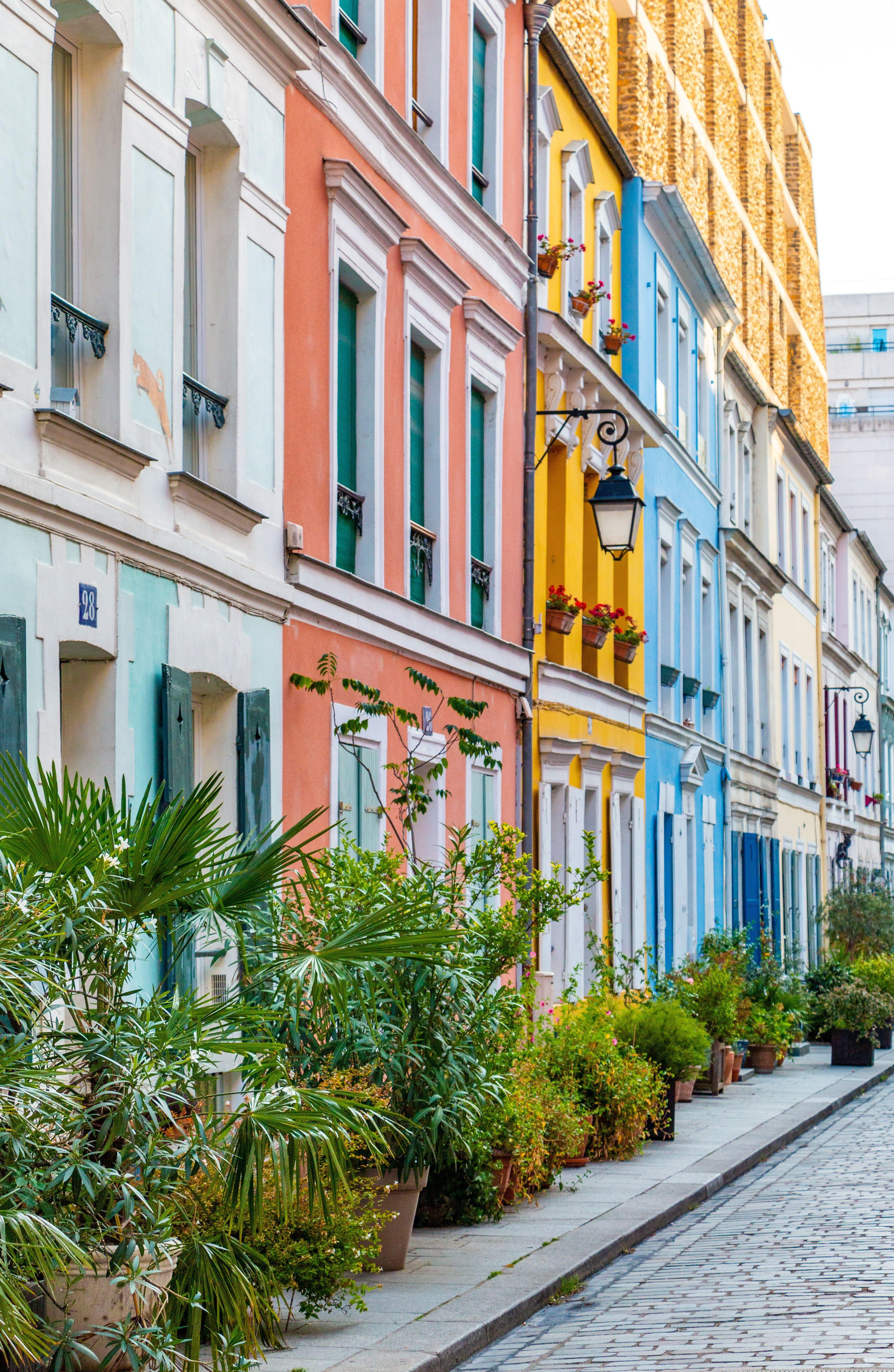 3566x5472 Colorful street in Paris. Paris wallpaper, Paris place, Paris