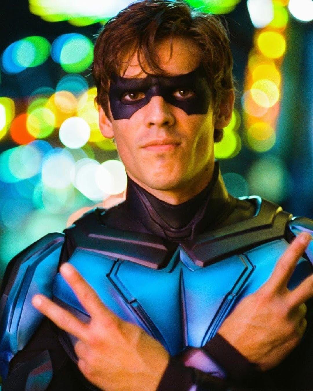 1080x1350 Brenton Thwaites as Nightwing. Nightwing wallpaper, Nightwing, Titans tv series