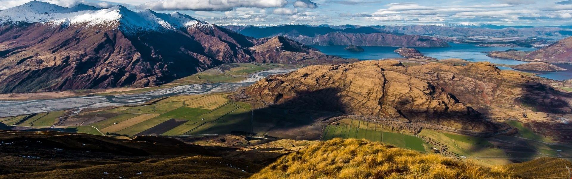 1920x600 1k Landscape Of Wanaka New Zealand Background