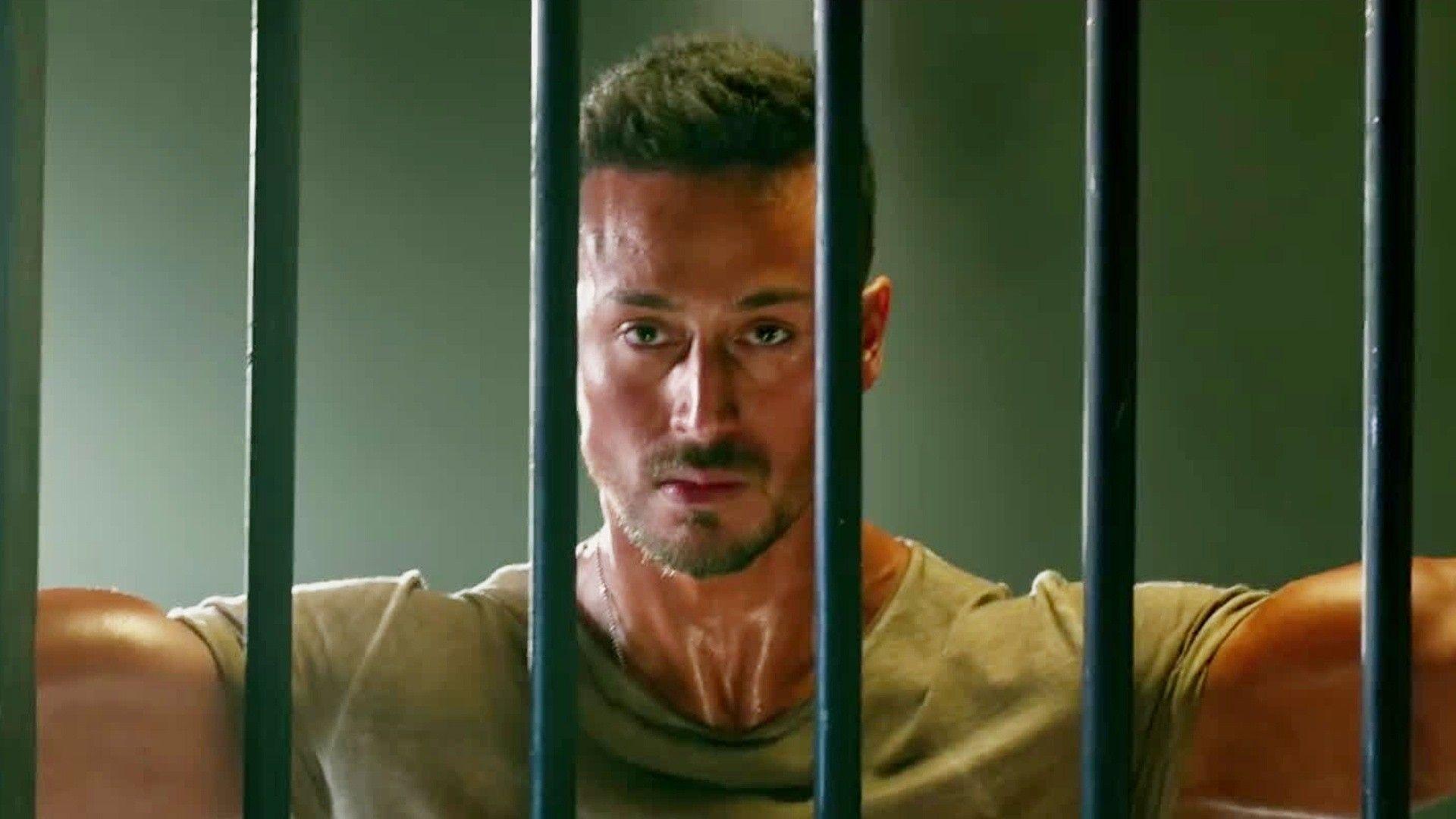 1920x1080 Tiger Shroff Baaghi 2 Background Wallpaper 29329