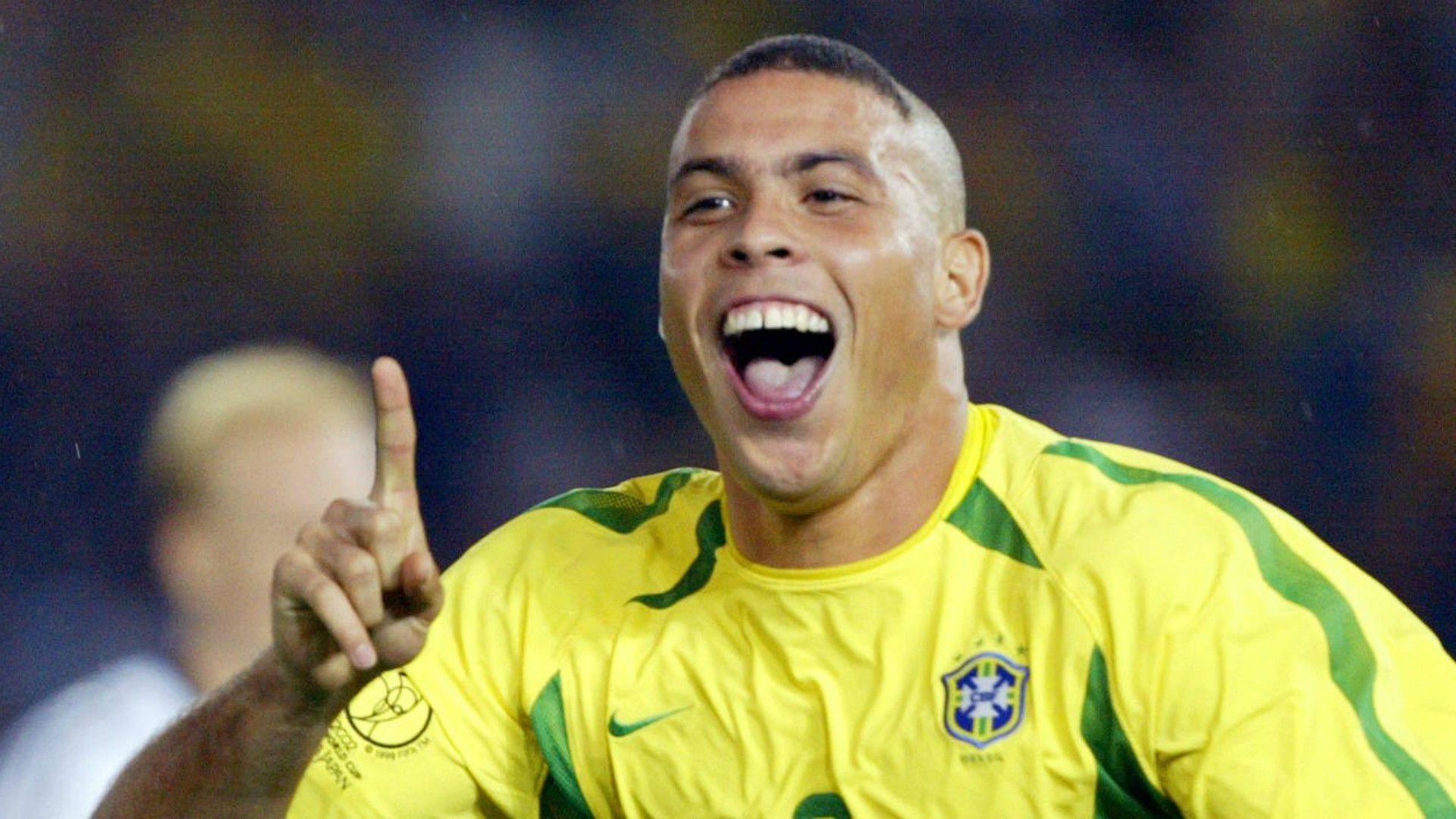 Ronaldo Brazil Wallpapers Top Free Ronaldo Brazil Backgrounds