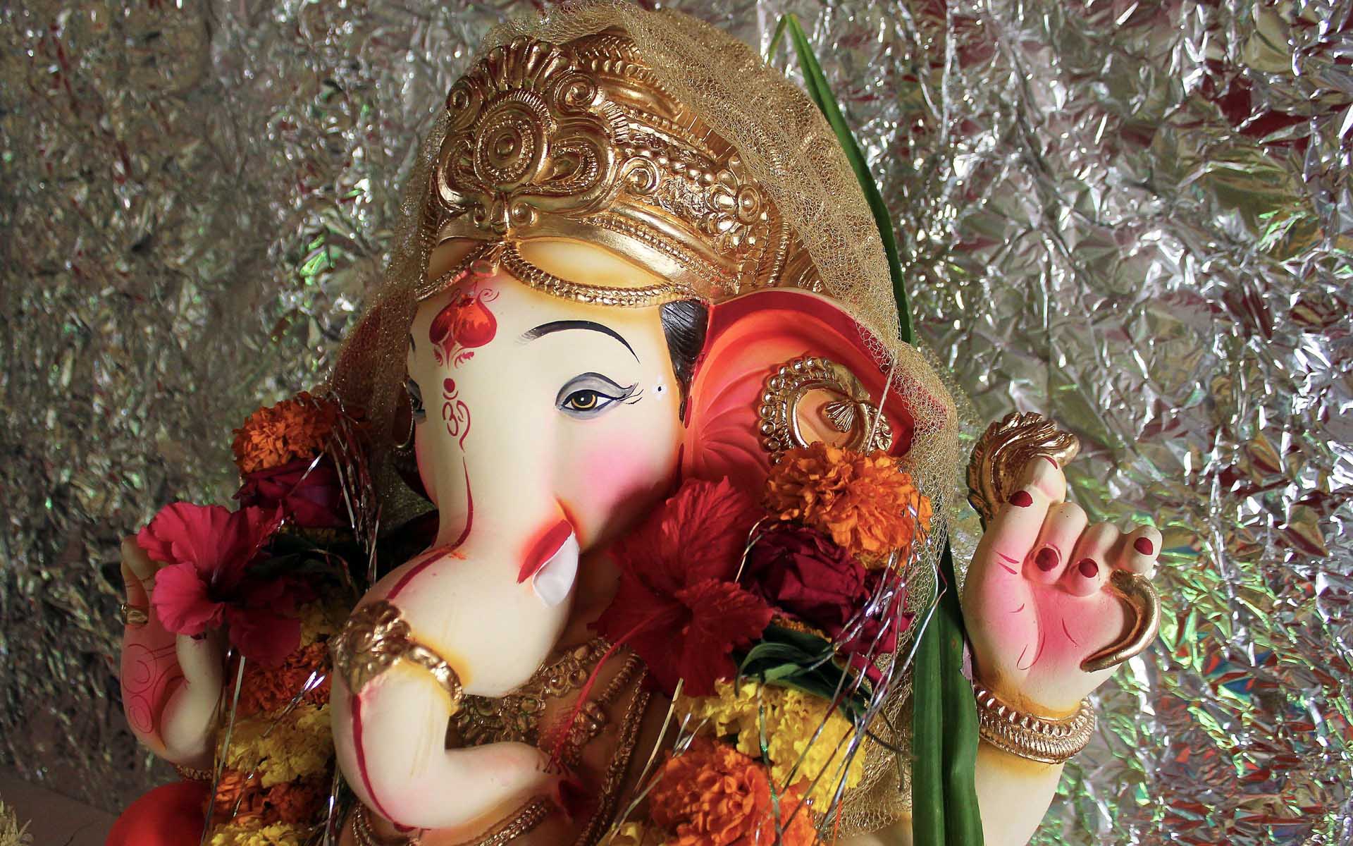 1920x1200 Lord Siddhivinayak Ganpati Wallpaper