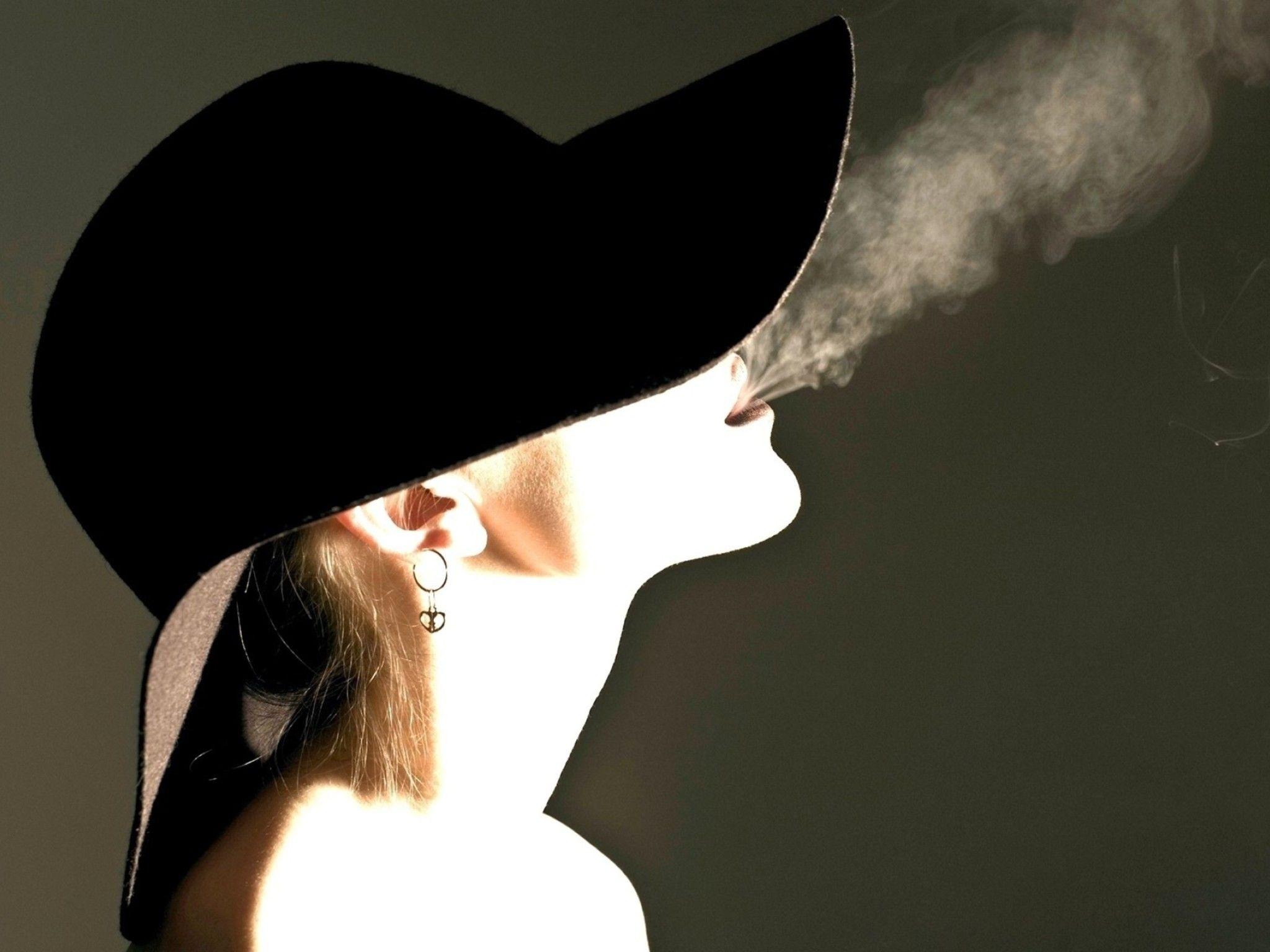 2048x1536 Smoking Girl Wallpaper: Desktop HD Wallpaper Free Image, Picture, Photo on