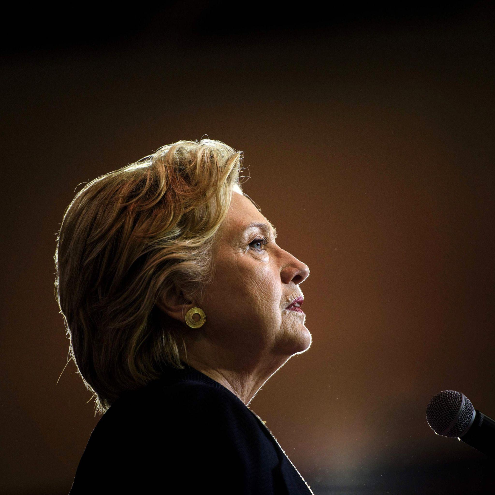 2048x2048 Hillary Clinton 4k iPad Air HD 4k Wallpaper, Image, Background, Photo and Picture