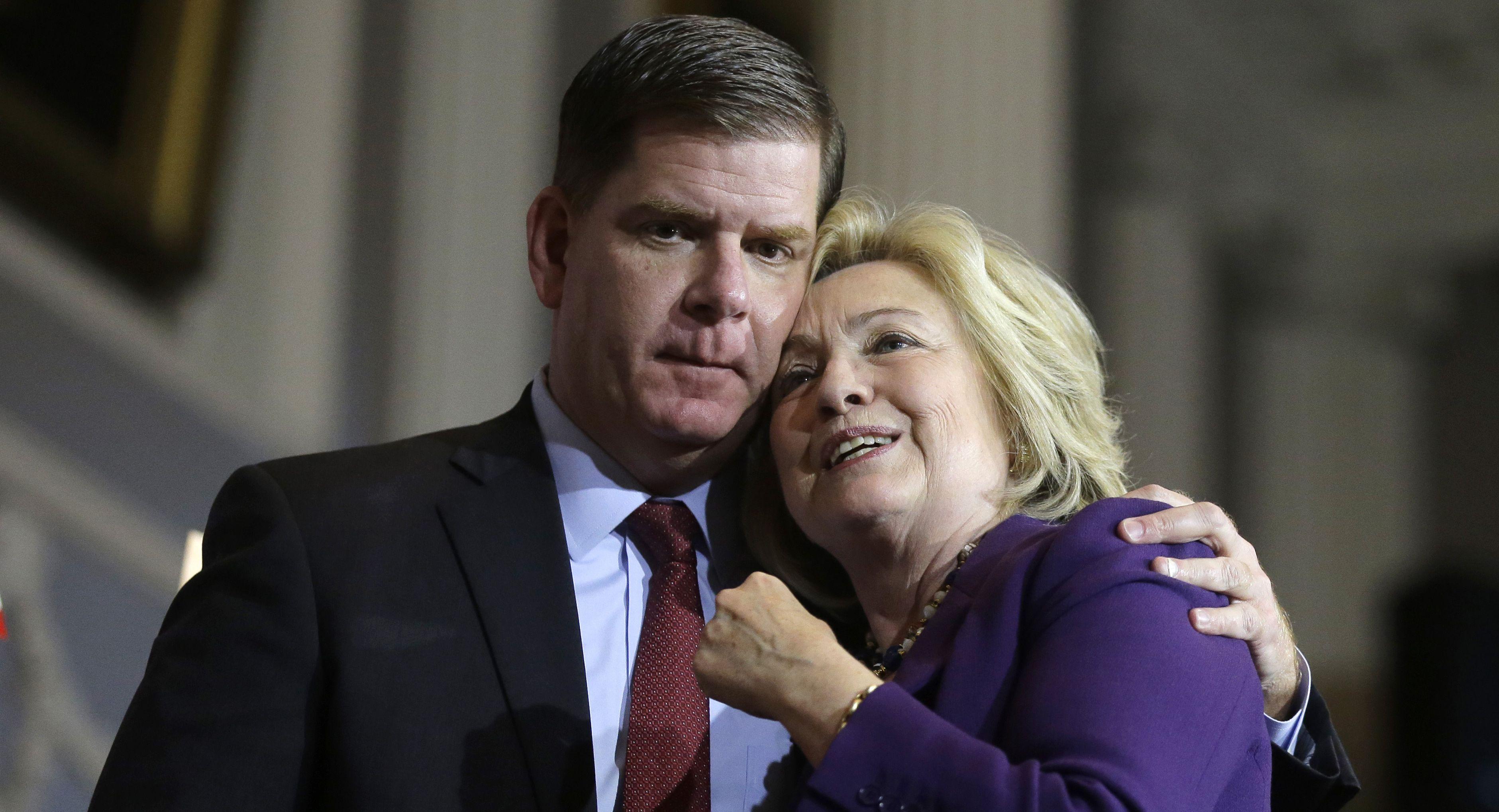 3762x2039 Hillary Clinton's pothole politics