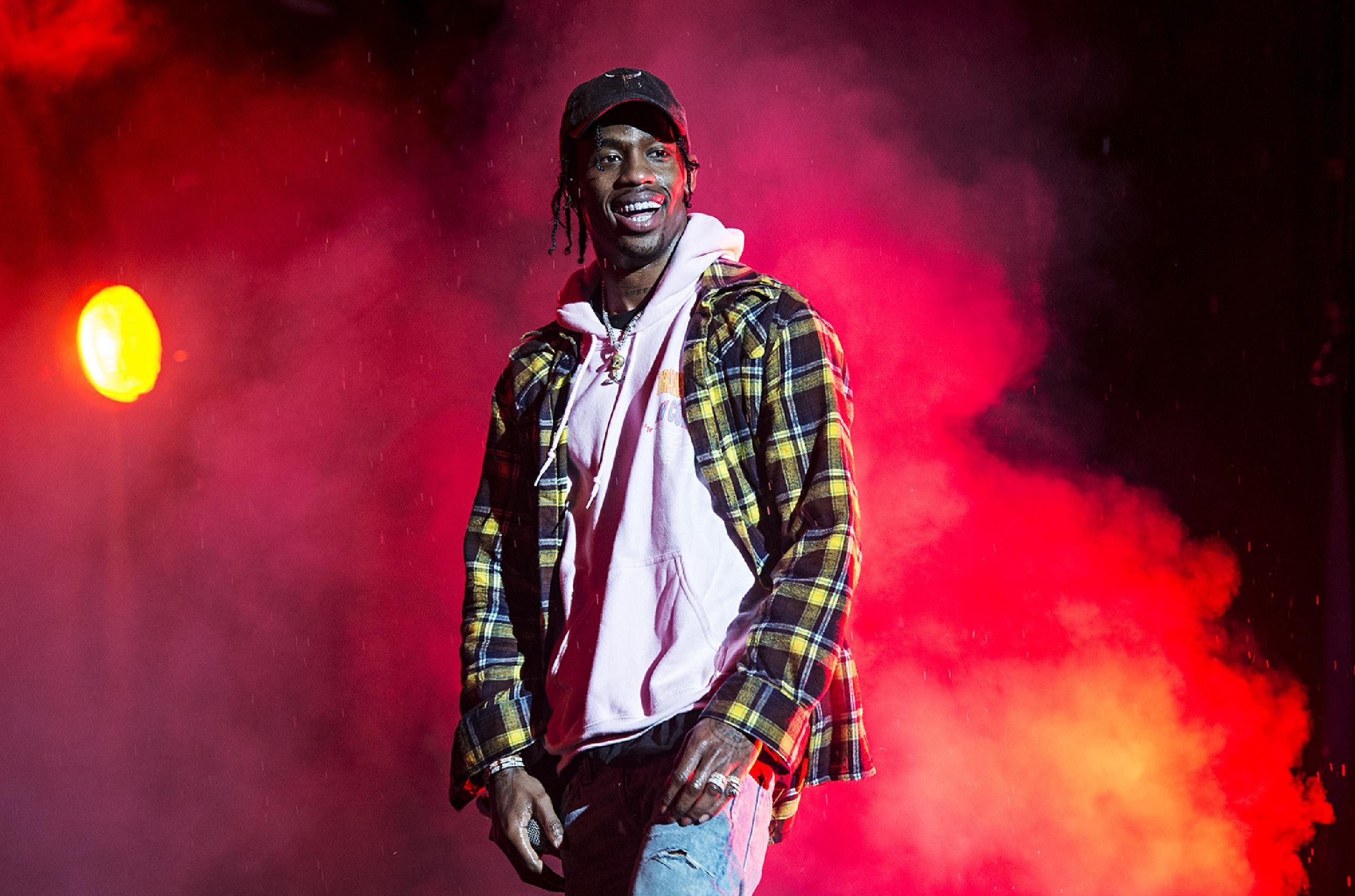 2560x1693 Travis Scott Smile HD Background Wallpaper 66501 2560x1693px
