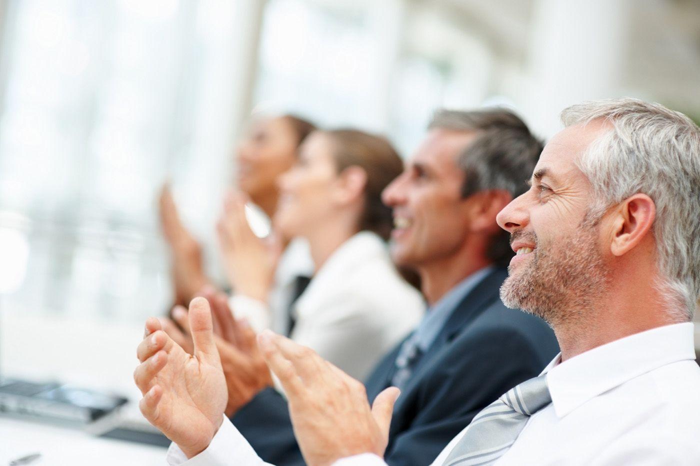 1400x933 Business figures 30546
