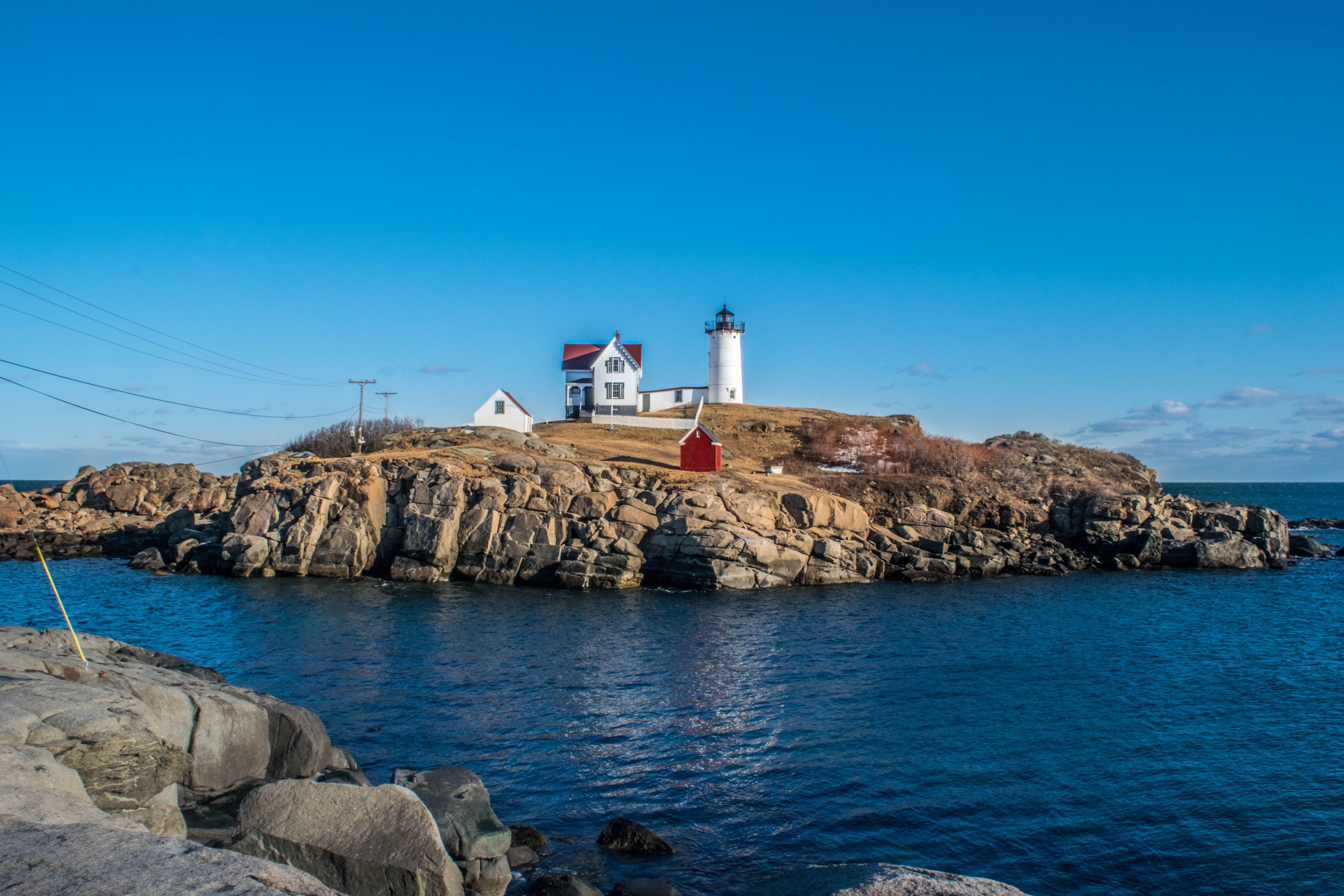 5941x3961 Free of beautiful, lighthouse, maine