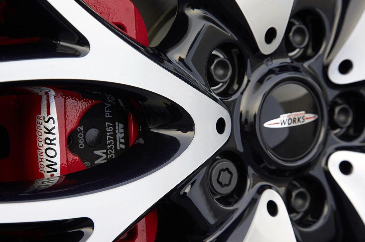 1280x850 Mini John Cooper Works Paceman All4 2014 photo 95484 picture at high resolution