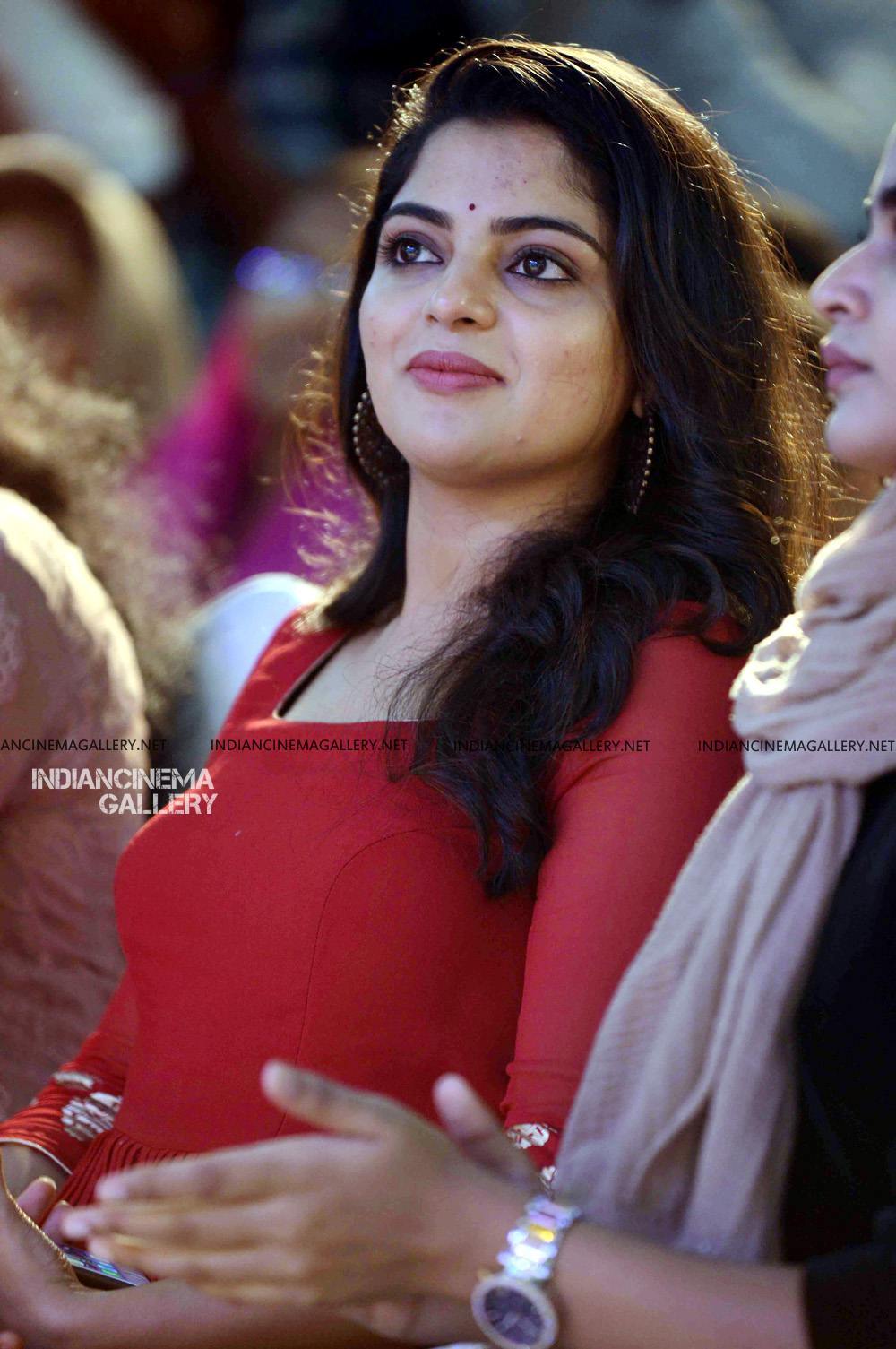 1000x1505 Nikhila Vimal hot stills