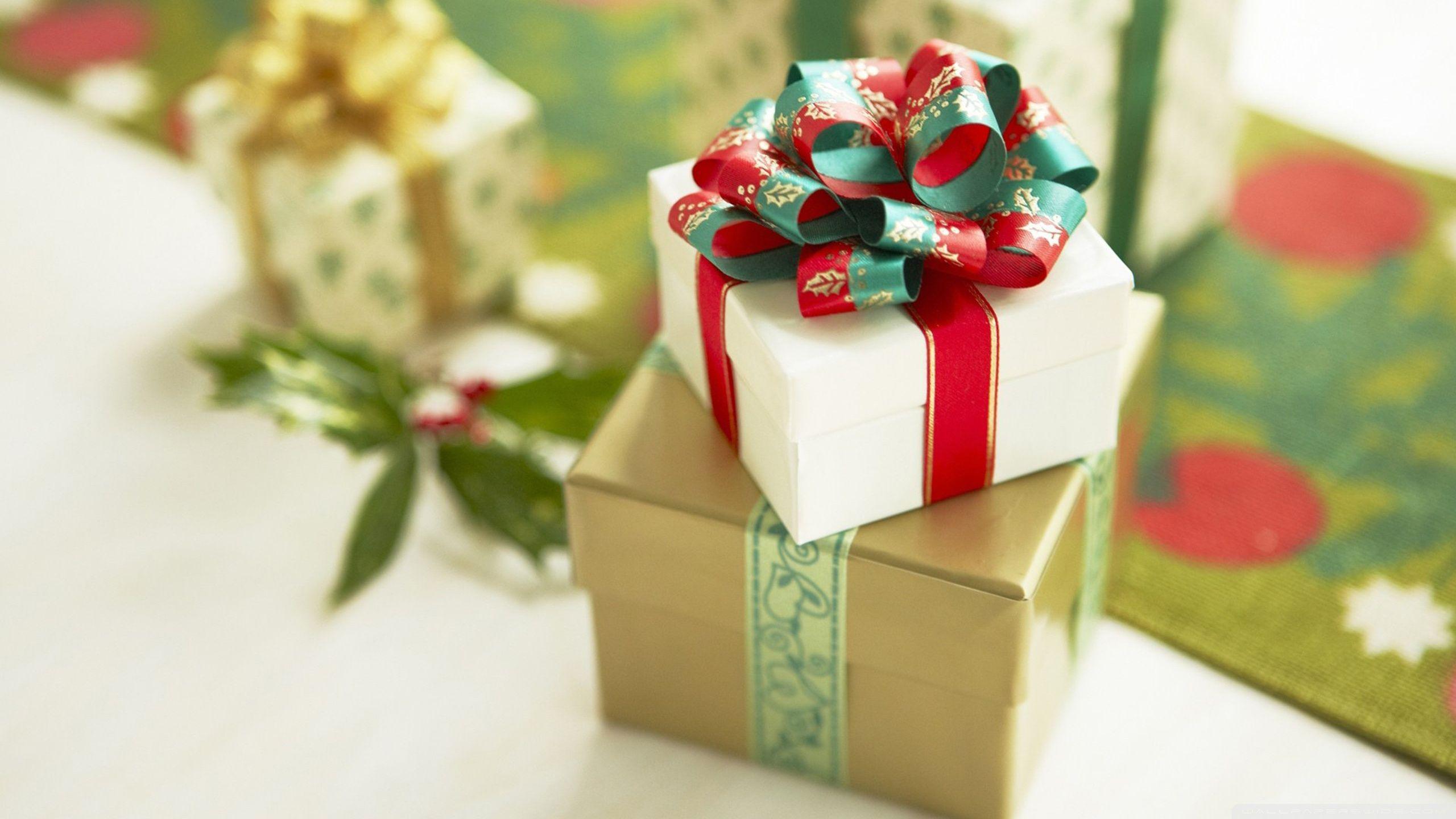 2560x1440 Christmas Gifts 2011 Ultra HD Desktop Background Wallpaper for 4K UHD TV : Tablet