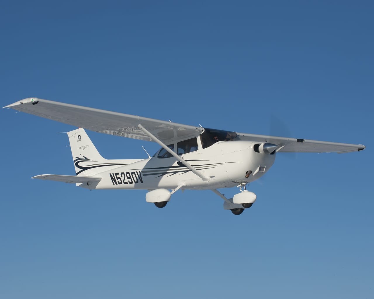 1280x1024 What's wrong with Cessna 172 pilots?. Air Facts Journal