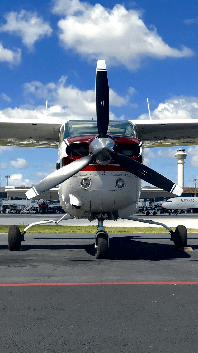 750x1334 Cessna 210 M Turbo Centurión. Cessna Cessna, General aviation