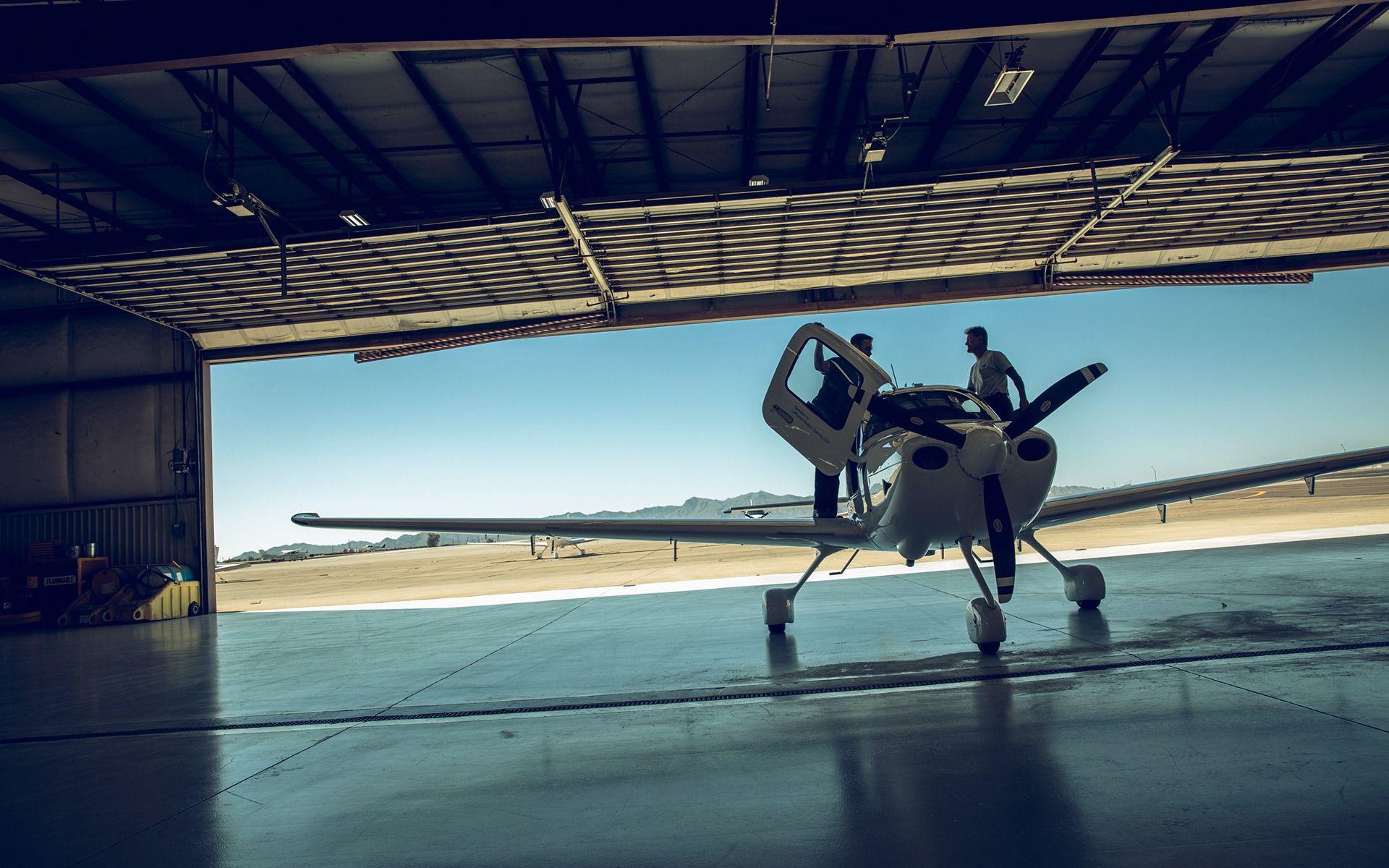 1920x1200 Download wallpaper European Flight Academy, Lufthansa, training aircraft, Cirrus SR- N832EF, Lufthansa Group for desktop with resolution 1920x1200. High Quality HD picture wallpaper