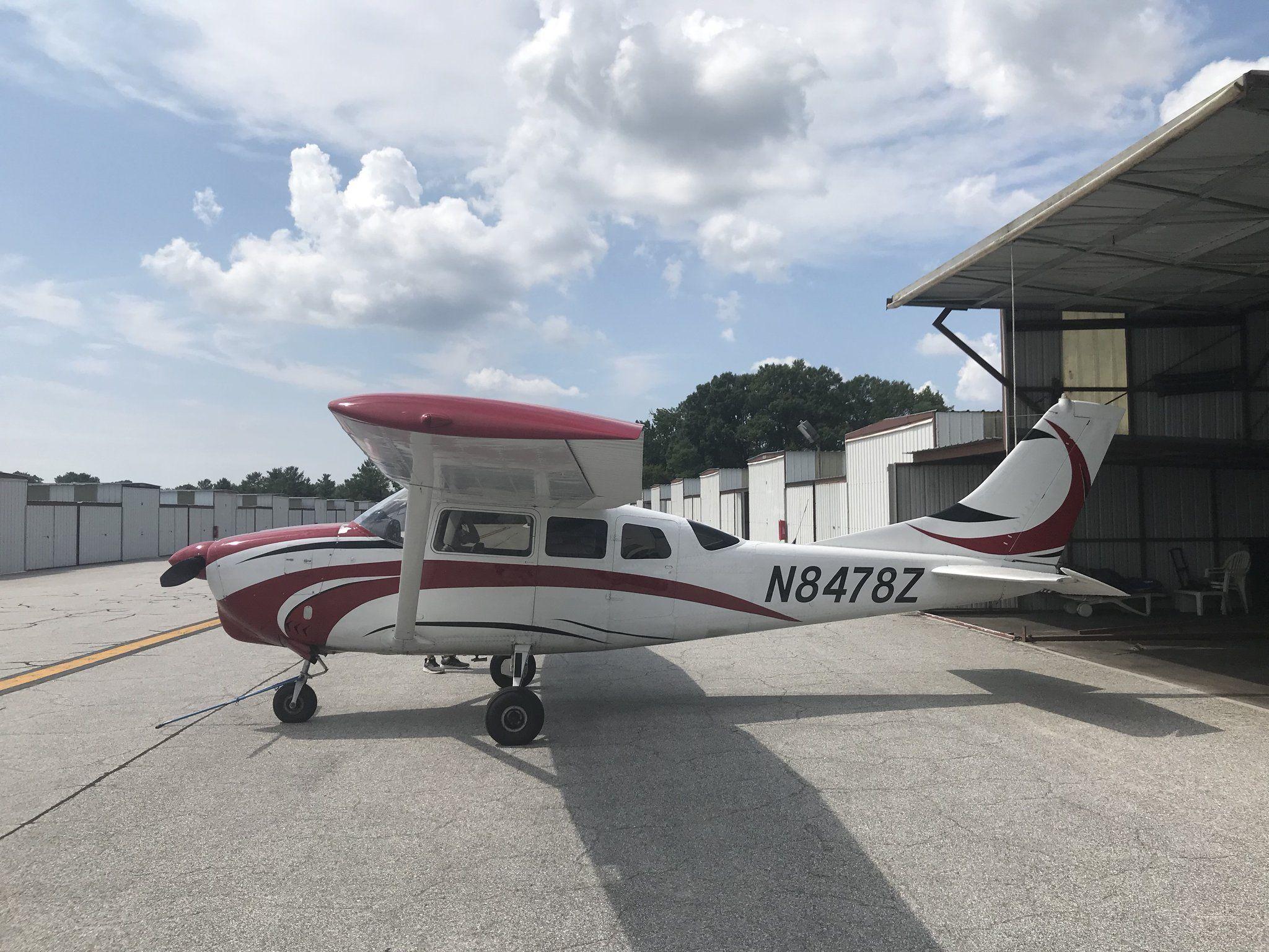 2048x1536 Cessna 210 205 206 Plane Tint