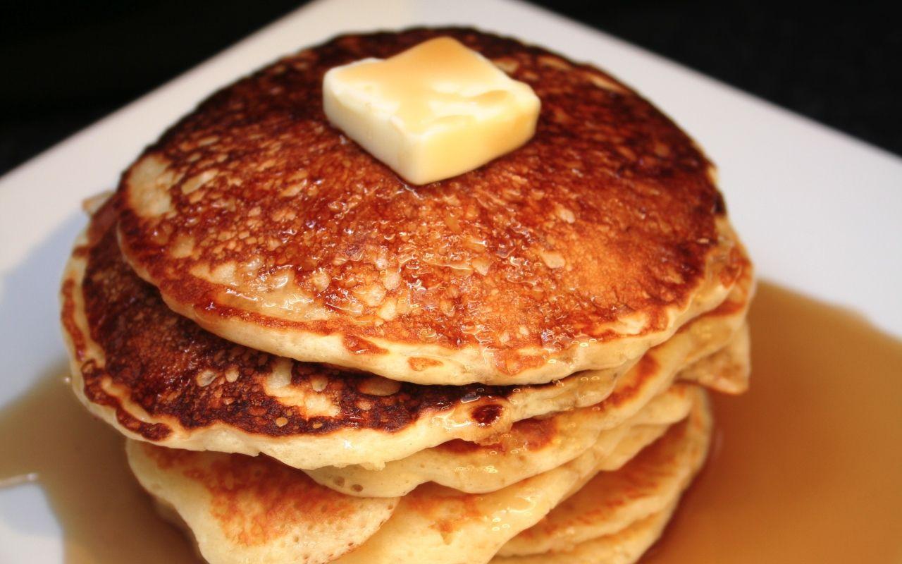 1280x800 A Helping Of Pancakes Wallpaper (6195)