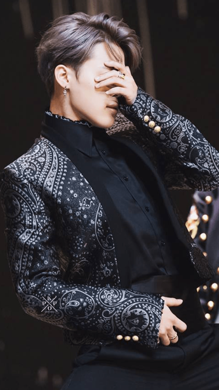 719x1280 BTS Wallpaper