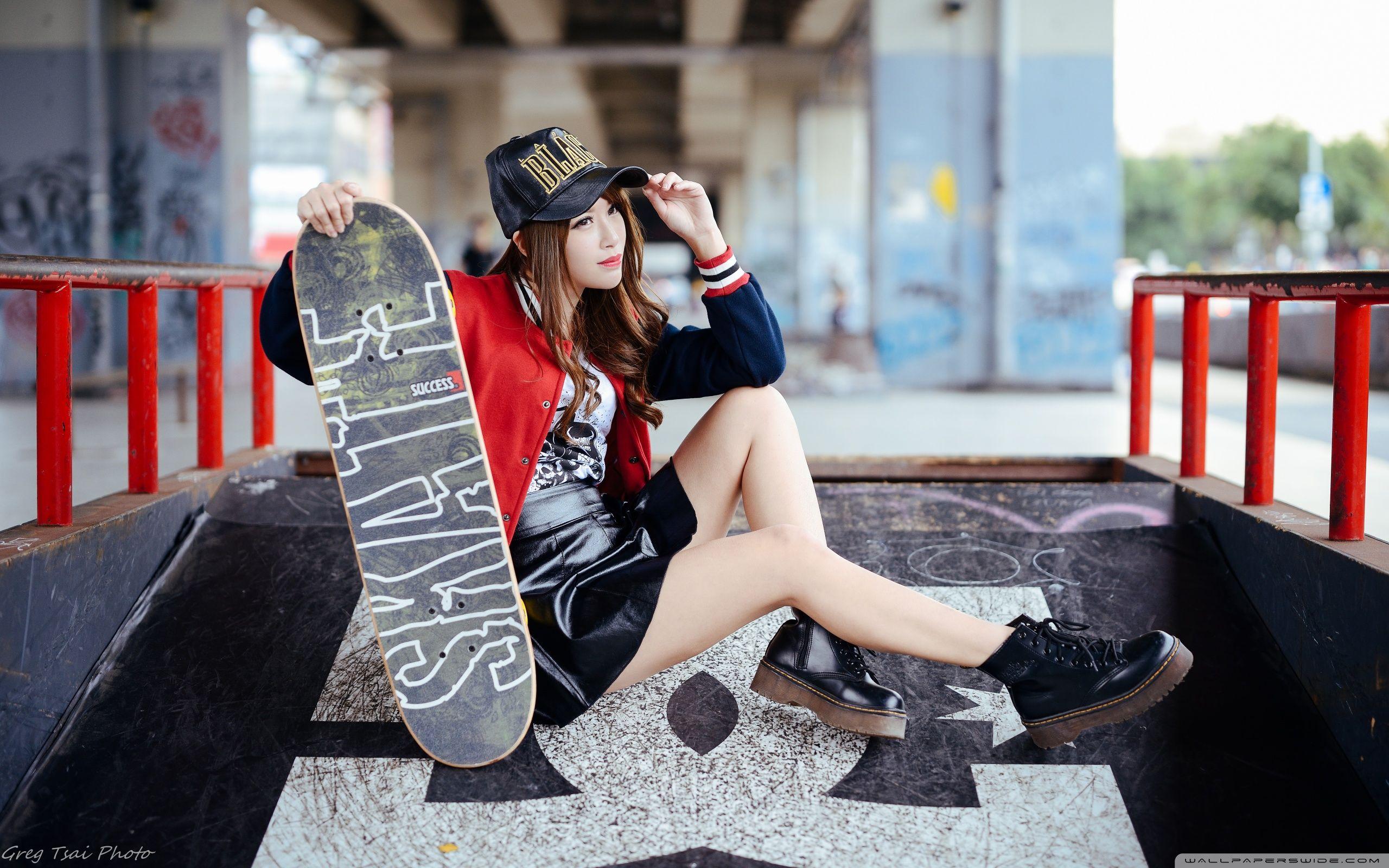 2560x1600 Girl Skateboarder Style Ultra HD Desktop Background Wallpaper for 4K UHD TV : Widescreen & UltraWide Desktop & Laptop : Tablet
