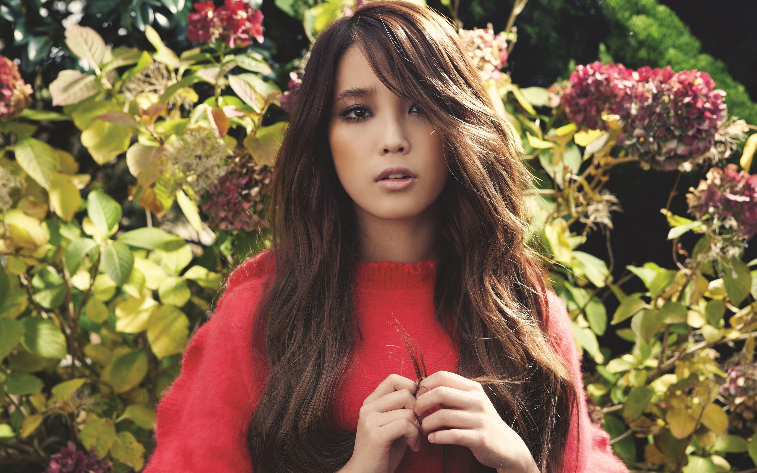 2560x1600 south korea, iu, girl, lee ji eun, asian, music, kpop desktop wallpaper 25483