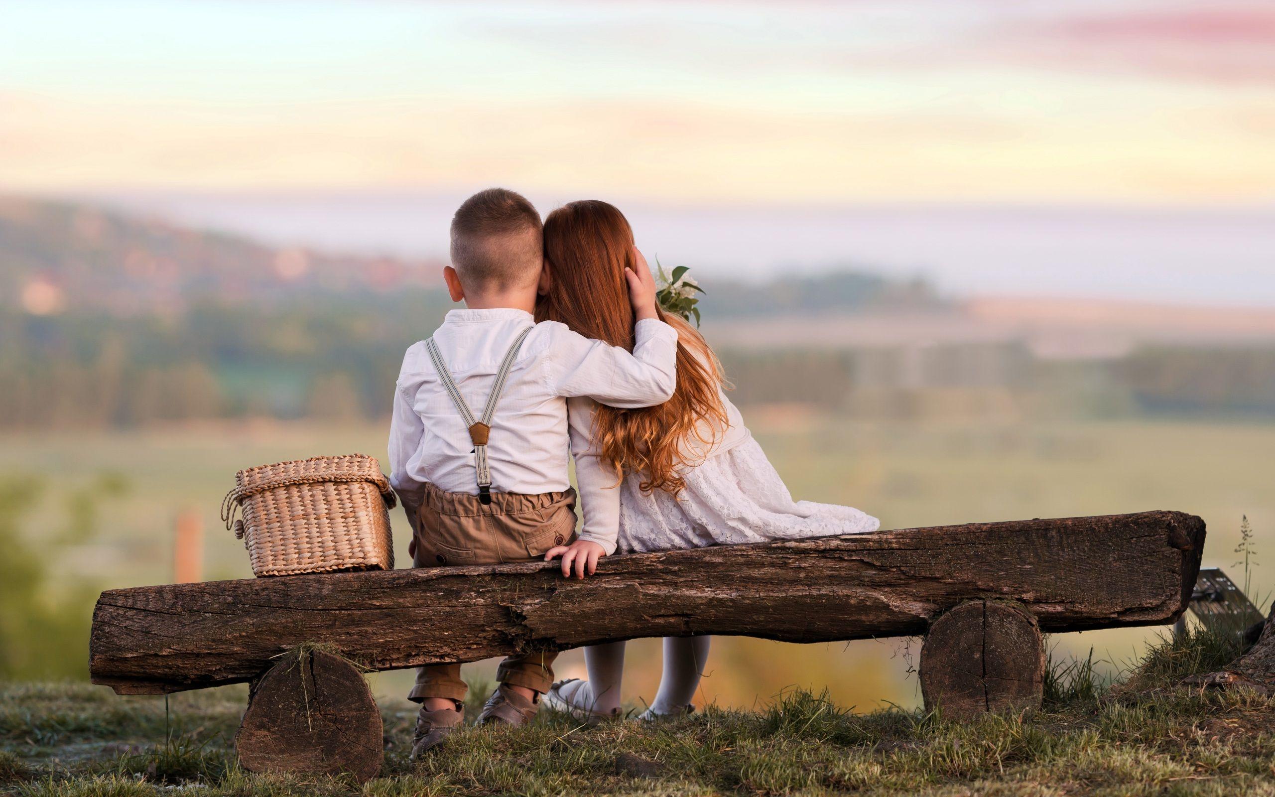 2560x1600 Picture Little girls Boys Children 2 hugs Love sit Bench 2560x1600