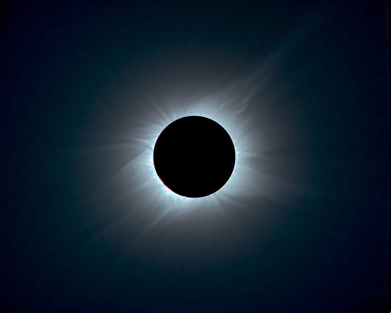 Wallpaper Eclipse moon glow black background 2560x1440 QHD Picture Image