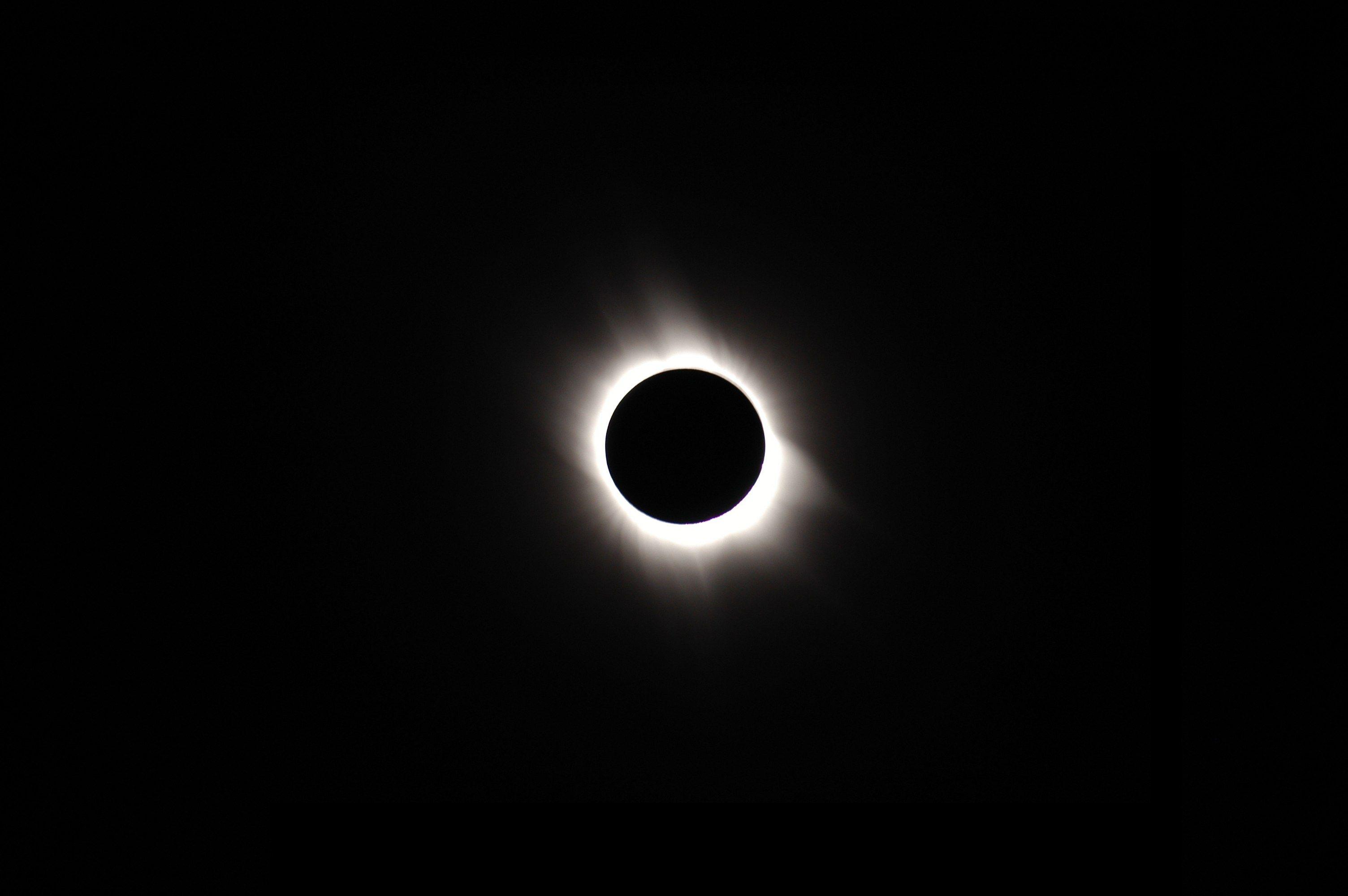3008x2000 Eclipse Wallpaper FREE Picture