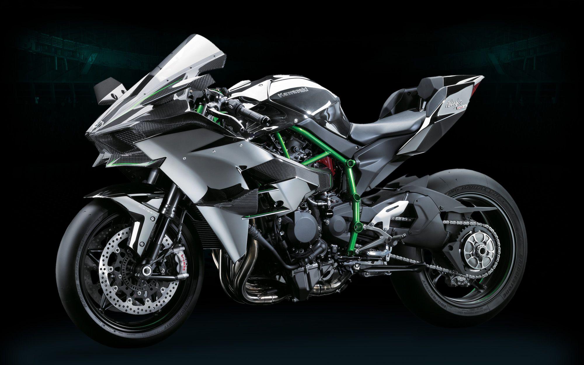 2000x1250 OMG: Leaked Hi Res Photo Of The Kawasaki Ninja H2R & Rubber