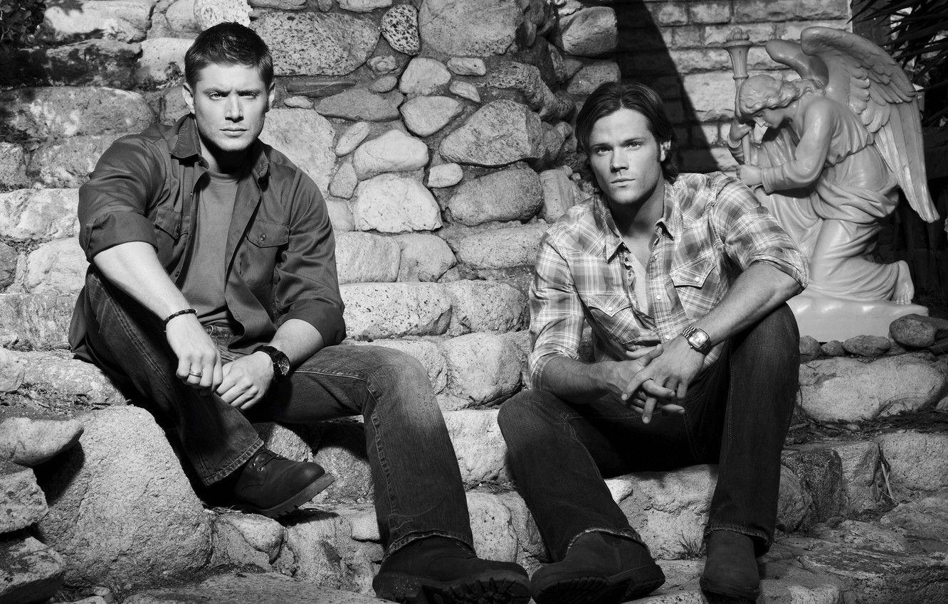 1332x850 Wallpaper black and white, men, Jensen Ackles, Supernatural, Jensen Ackles, Over The Padalecki Jared image for desktop, section мужчины