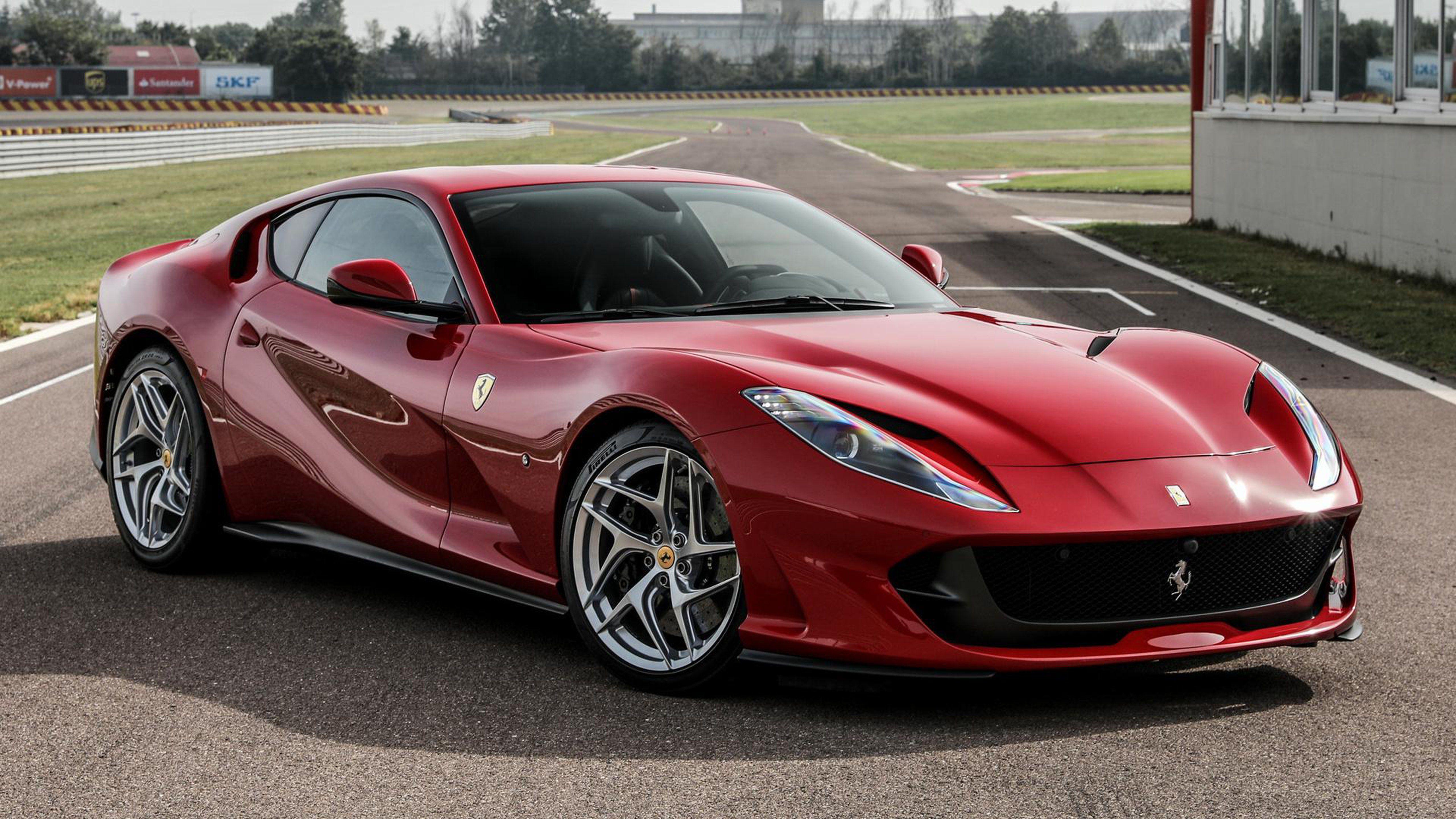 5120x2880 5K UHD+ Ferrari 812 Superfast, Supercar, Performance Car, Engine